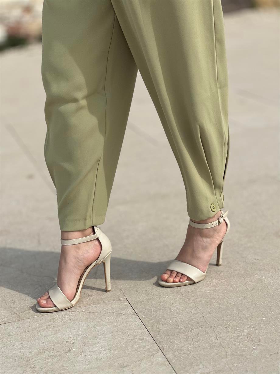 Tasarım Yeşil Paça Detayı Düğmeli Pantalon