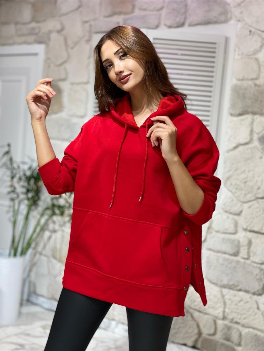 Yan Detayı Çıtçıtlı Kırmızı Sweat 