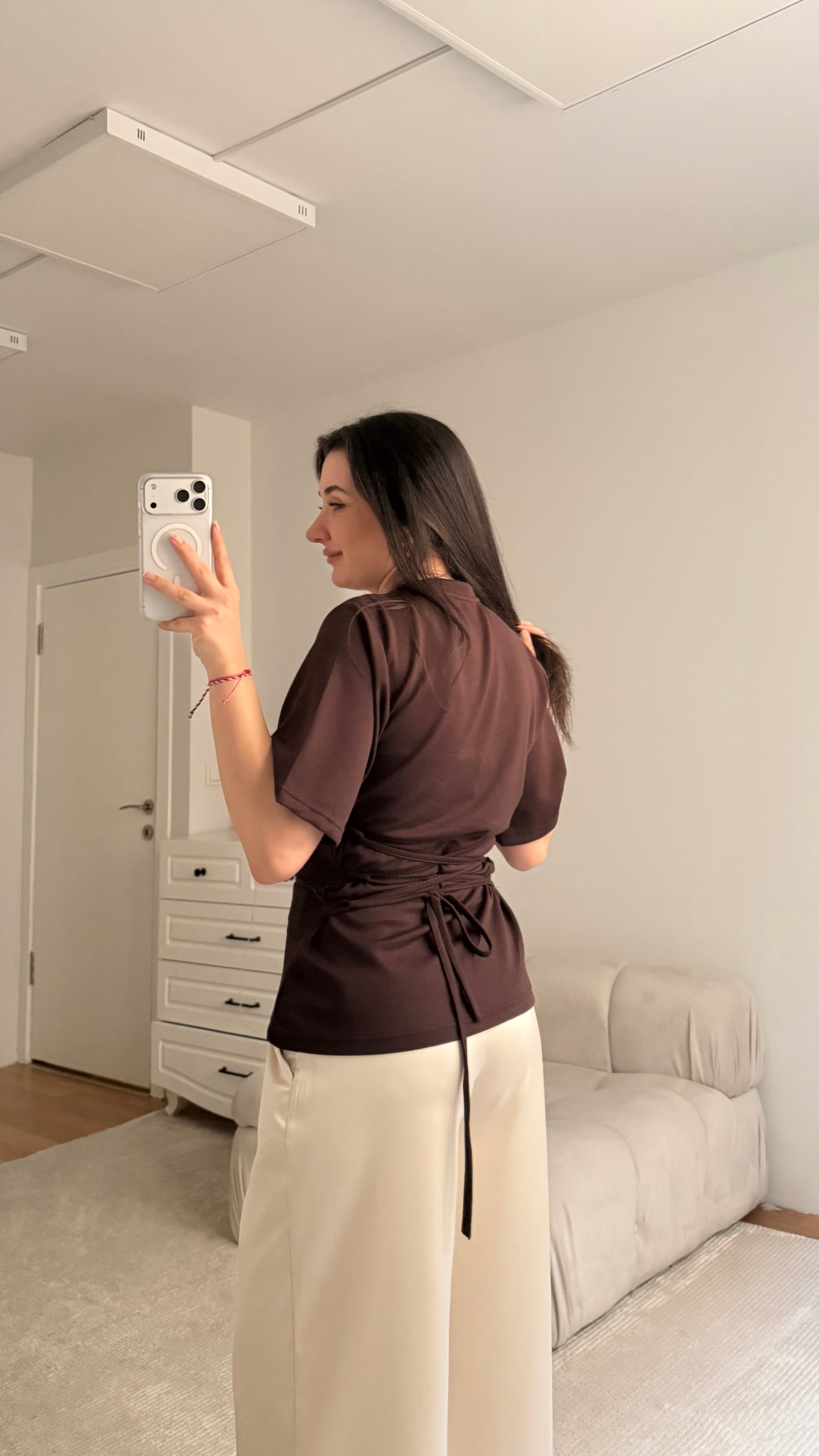 Acı Kahve Basic Bisiklet Yaka Sırt Bağlamalı Bluz