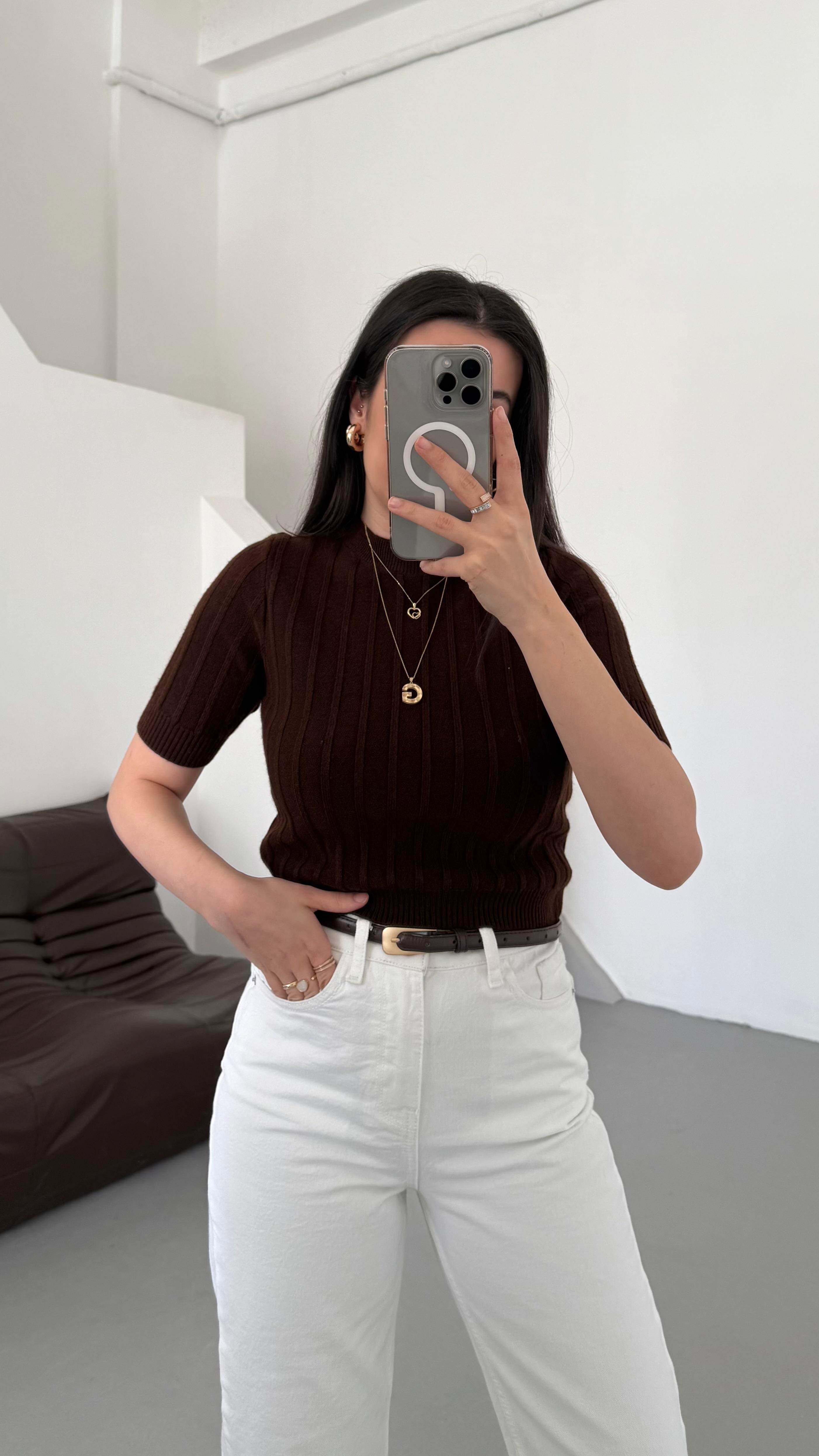 Acı Kahve Kısa Kollu Örme Triko