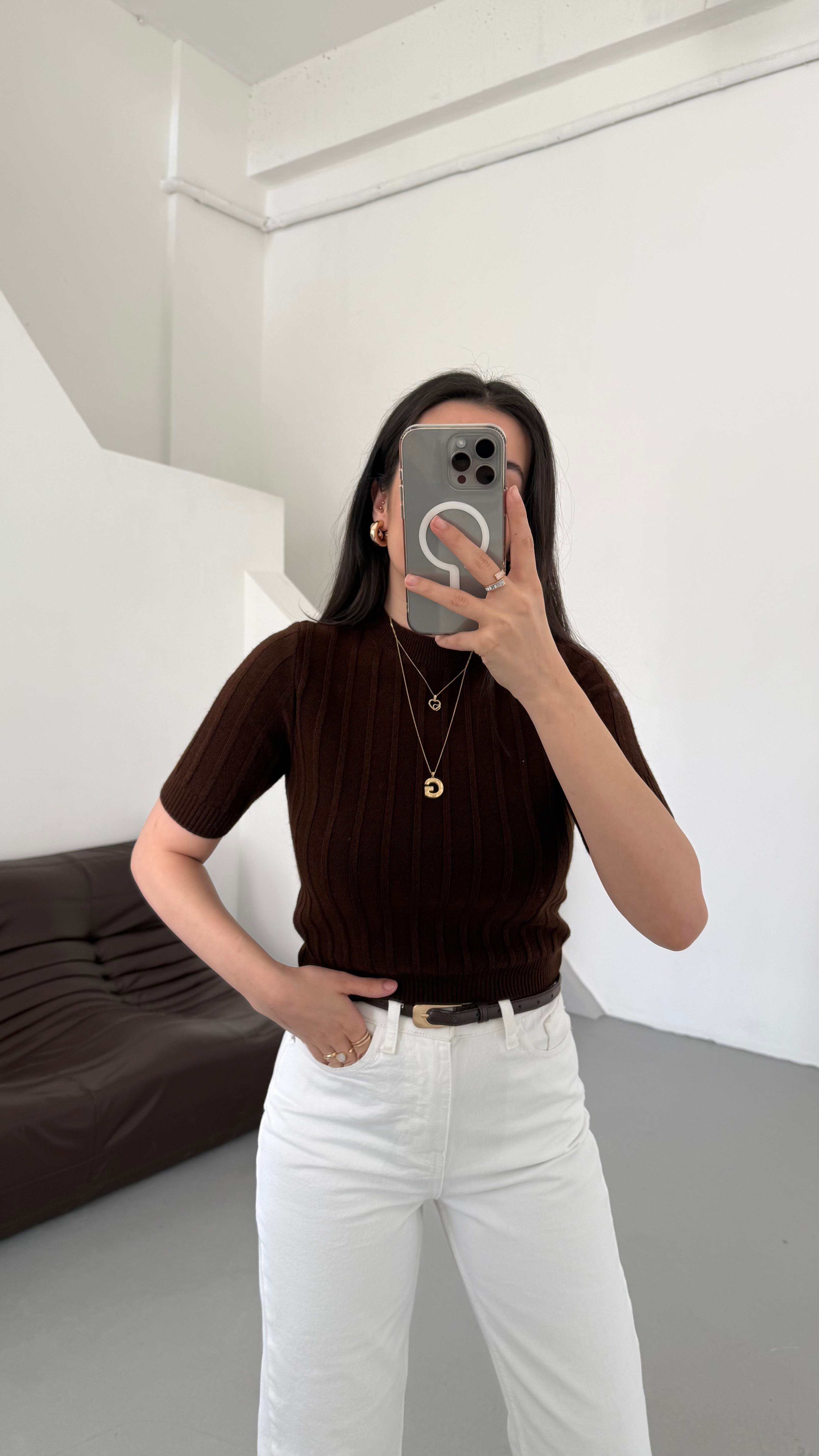 Acı Kahve Kısa Kollu Örme Triko