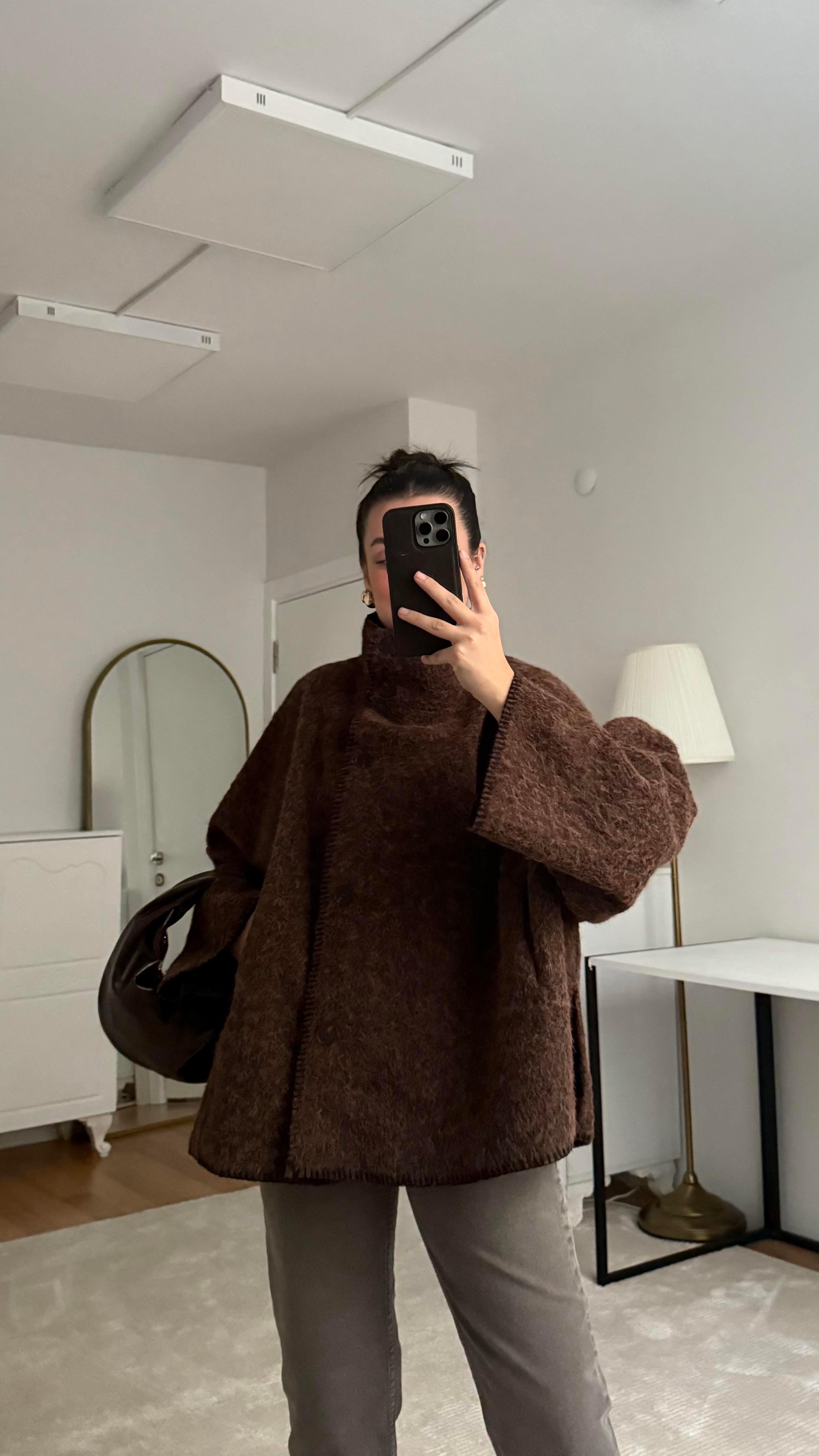Acı Kahve Kroşetalı Kıvırcık Peluş Panço