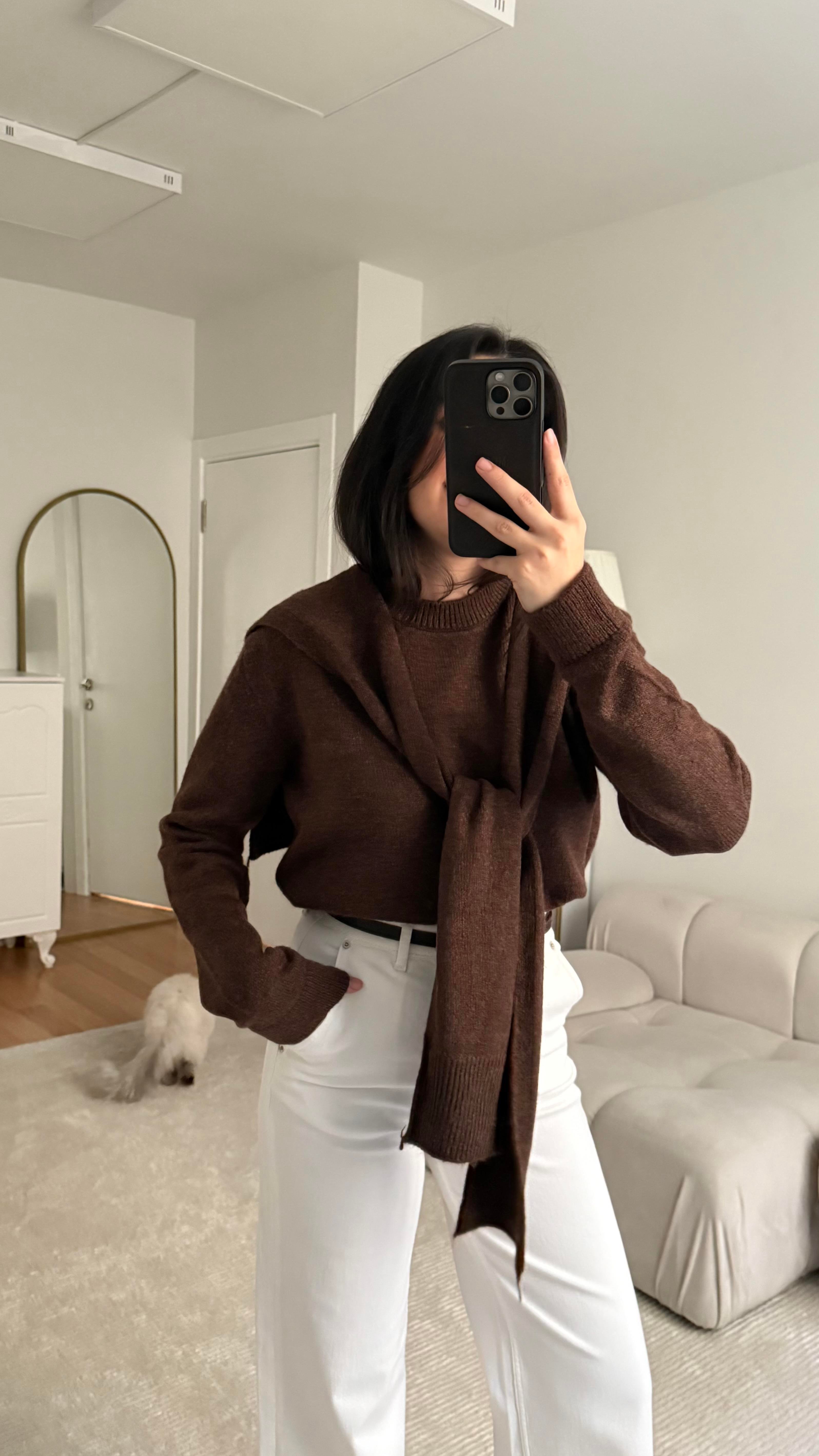 Acı Kahve Omuzdan Kol Bağlamalı Basıc Kazak