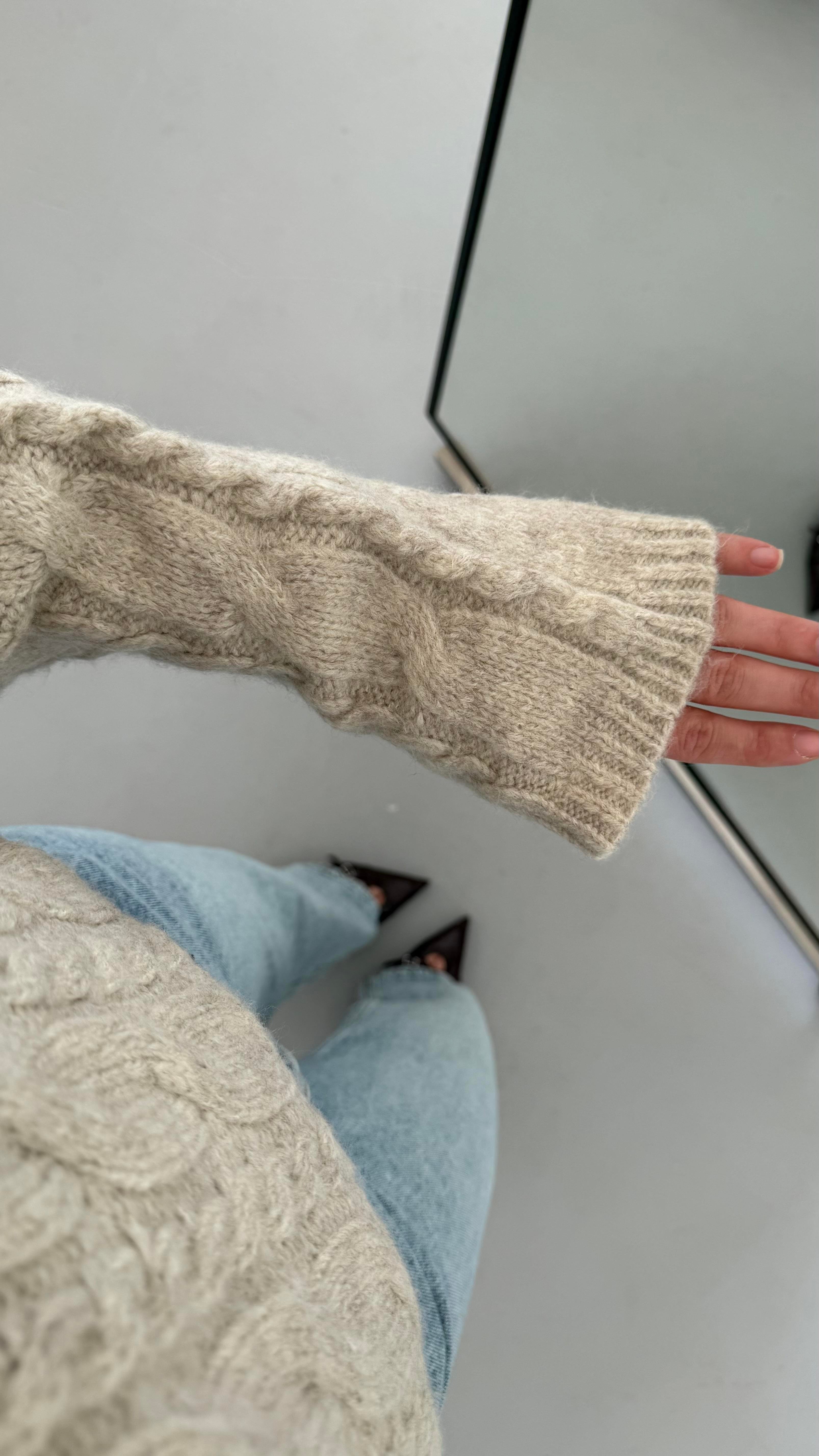 Açık Vizon Dik Yaka Fermuar Detay Örme Kazak