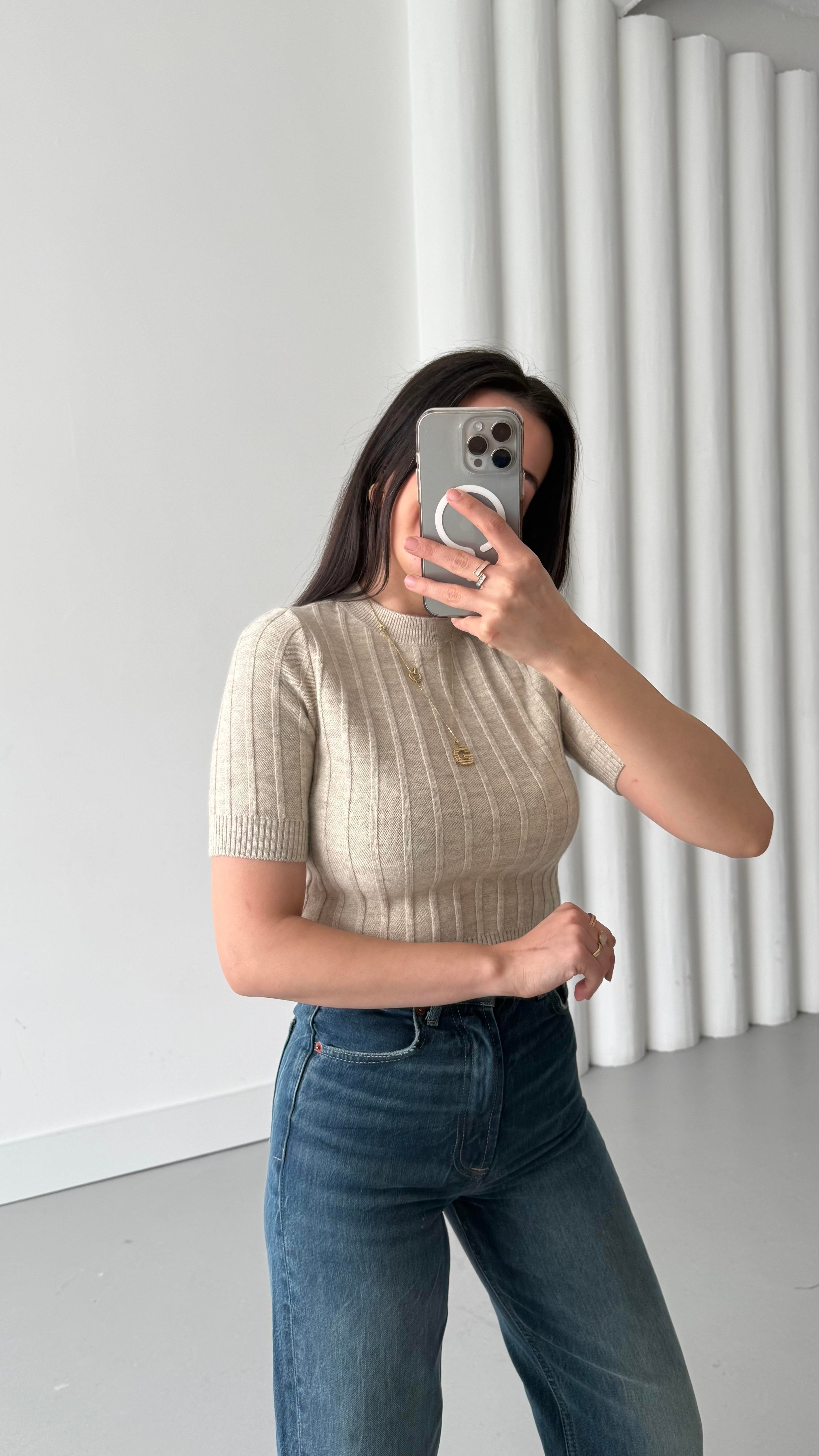 Açık Vizon Kısa Kollu Örme Triko