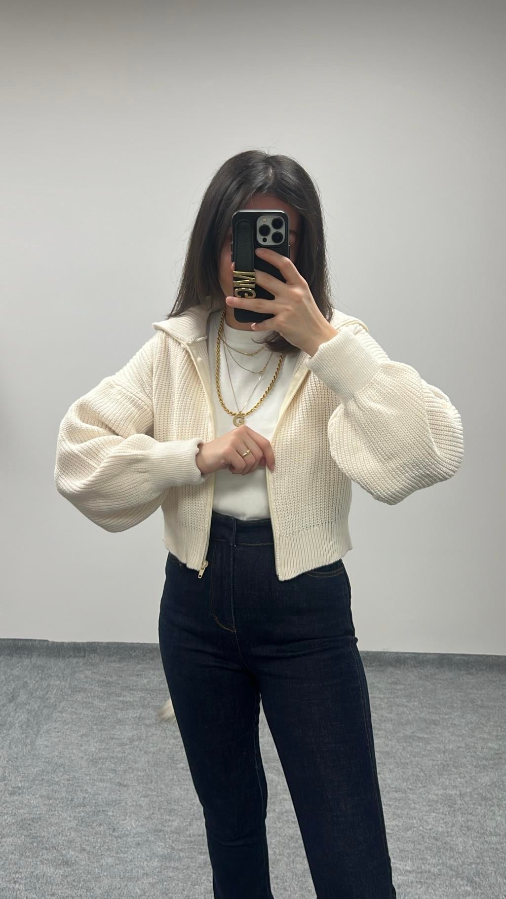 ALES EKRU SELANİK ÖRME HIRKA