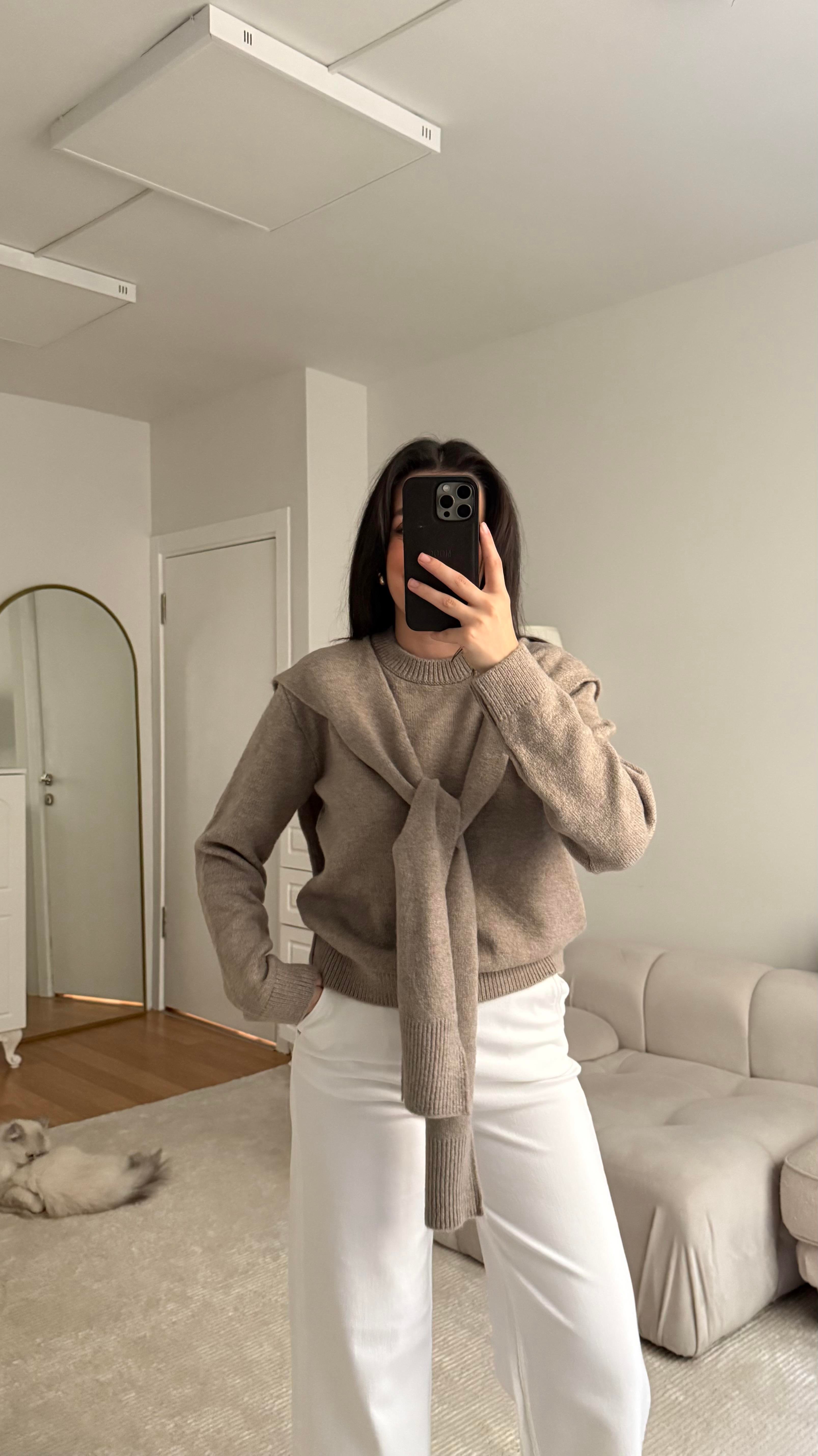 Antrasit Omuzdan Kol Bağlamalı Basıc Kazak