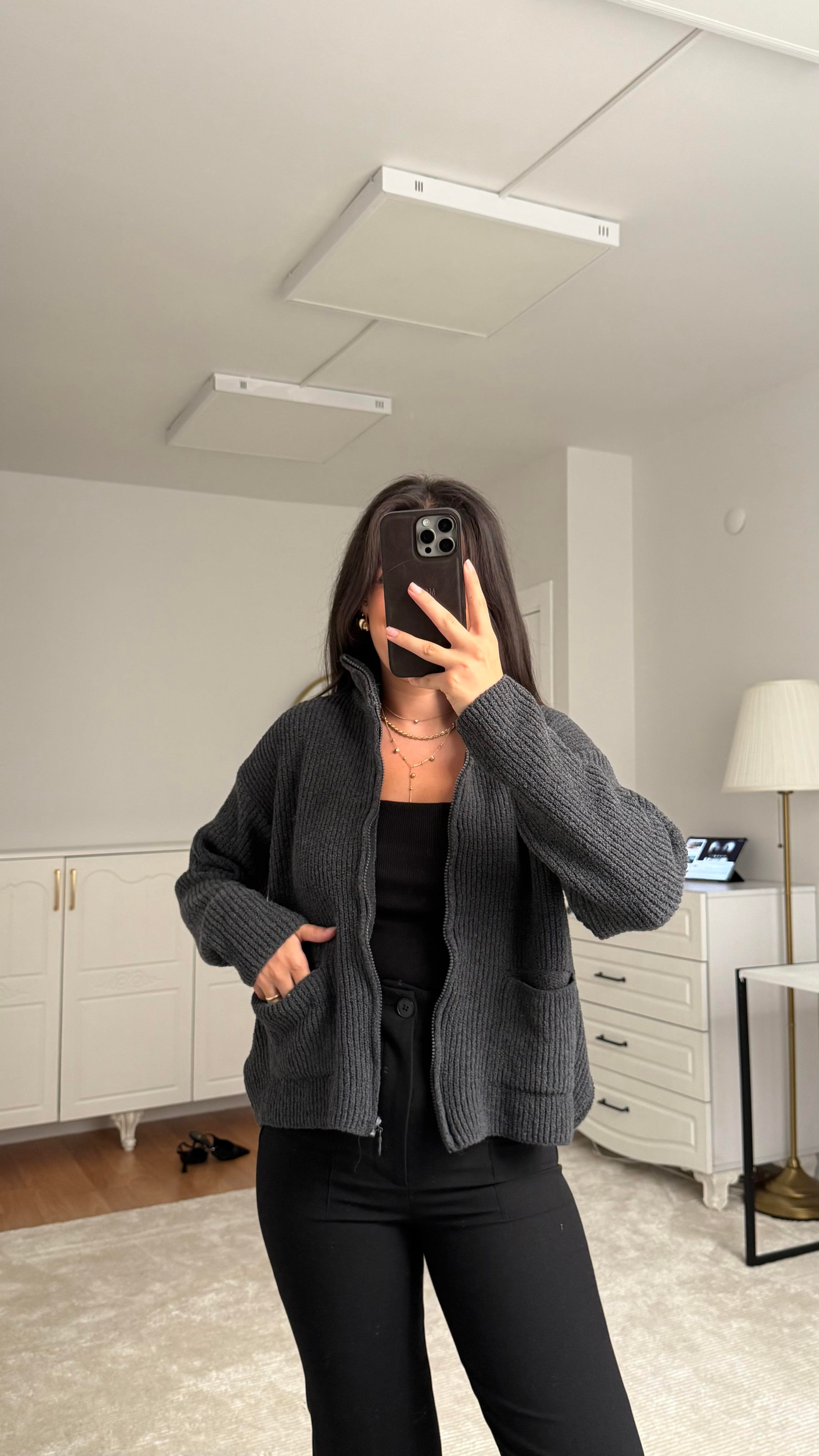 Antrasit Oversize cepli örme hırka