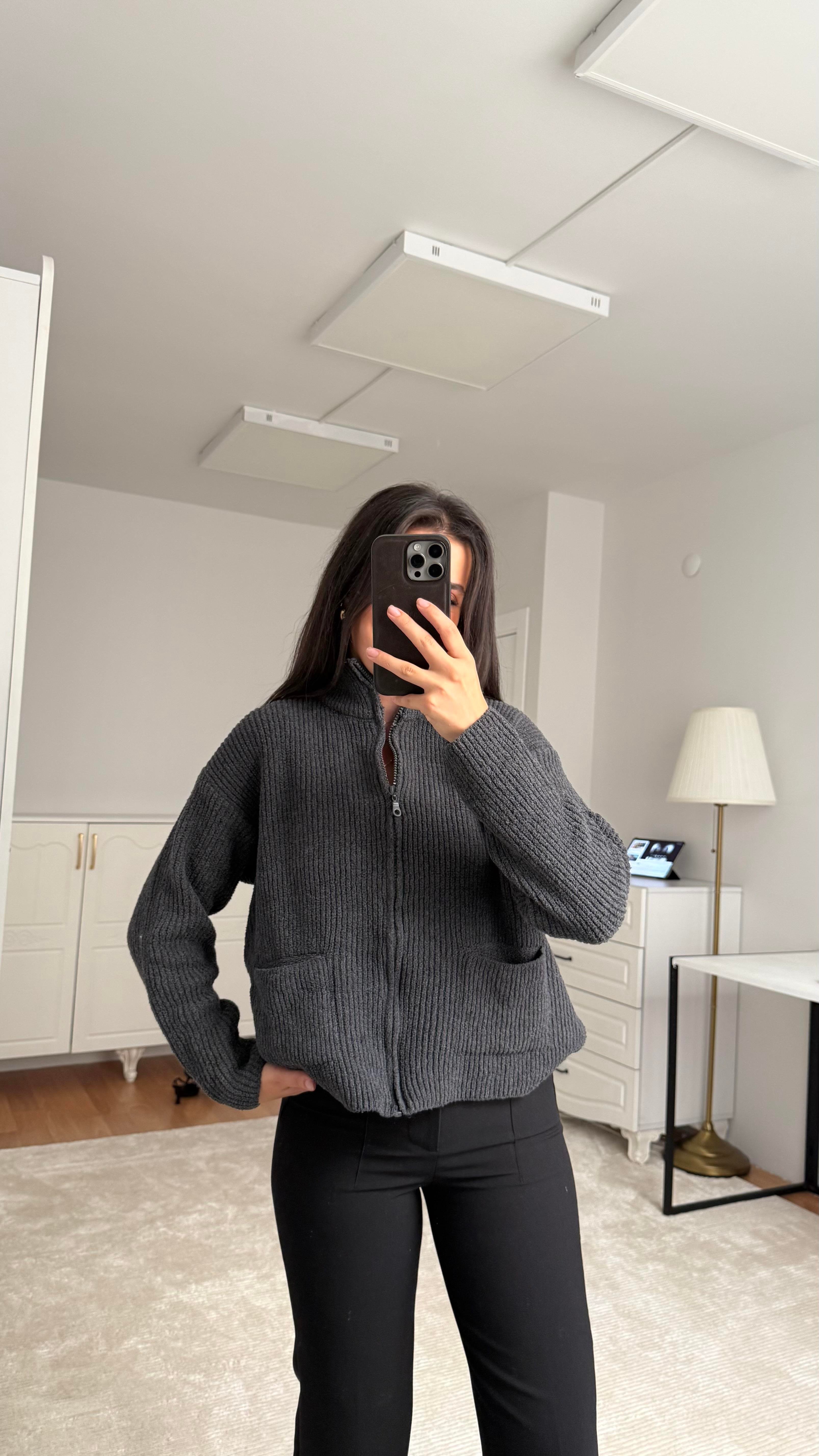 Antrasit Oversize cepli örme hırka