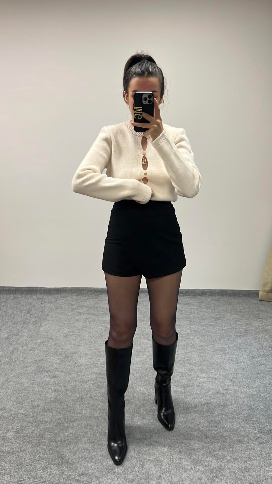 ASİMETRİK SİYAH ŞORT ETEK