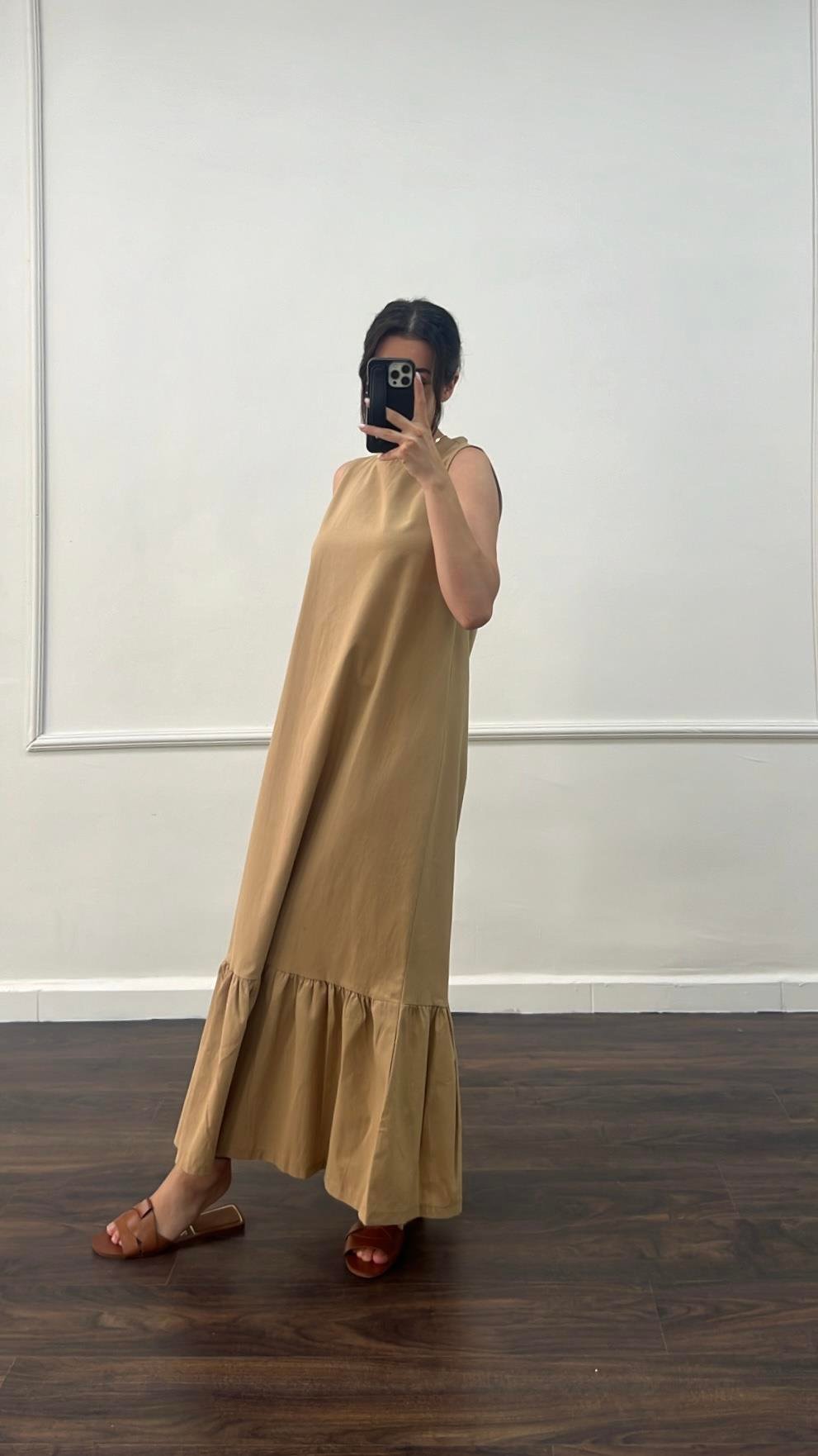 Bej Kolsuz Eteği Fırfırlı Keten Elbise