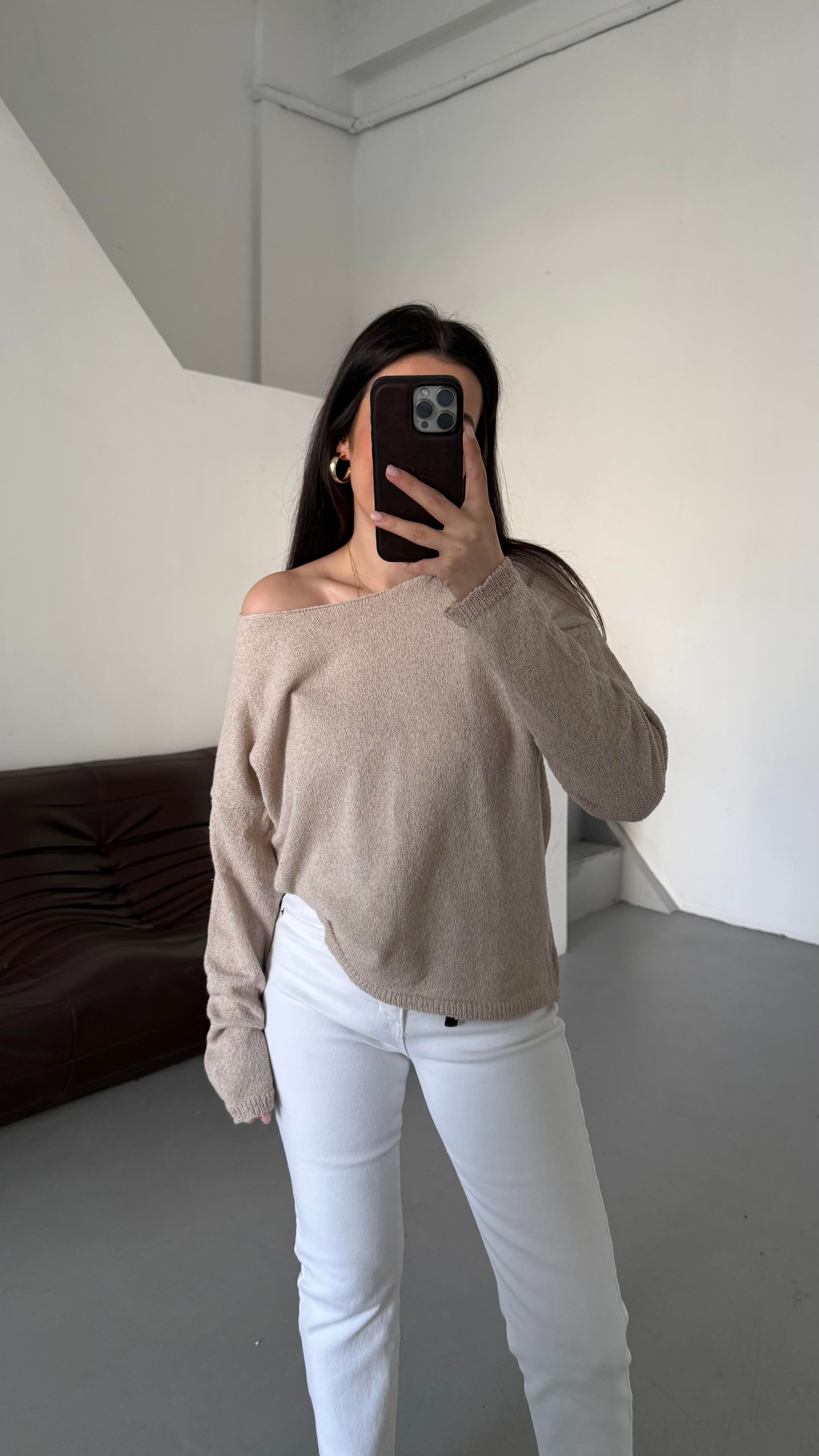 Bej Mevsimik Merserize Triko 