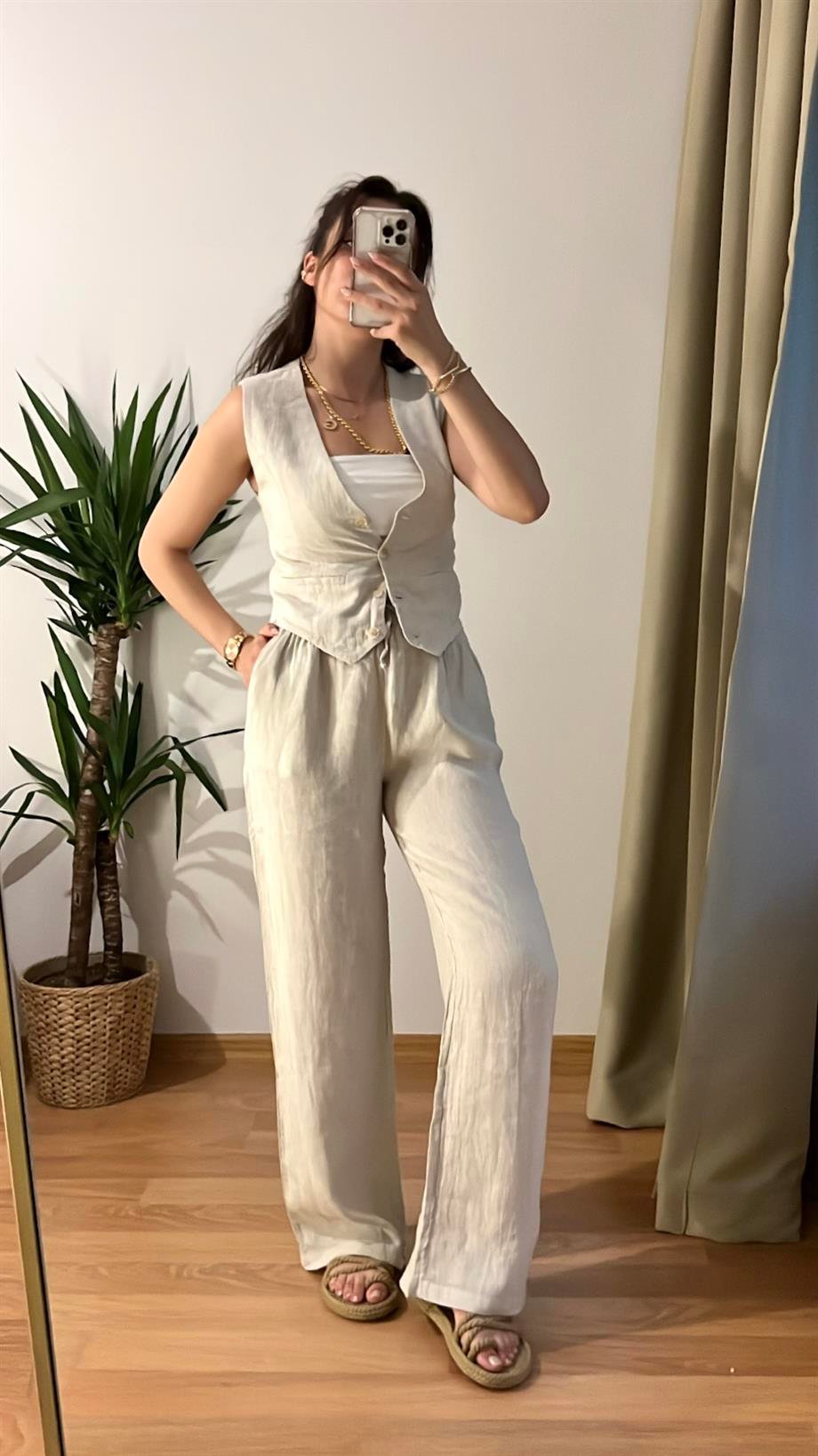 BEJ  ÖZEL DİKİM KETEN YELEK