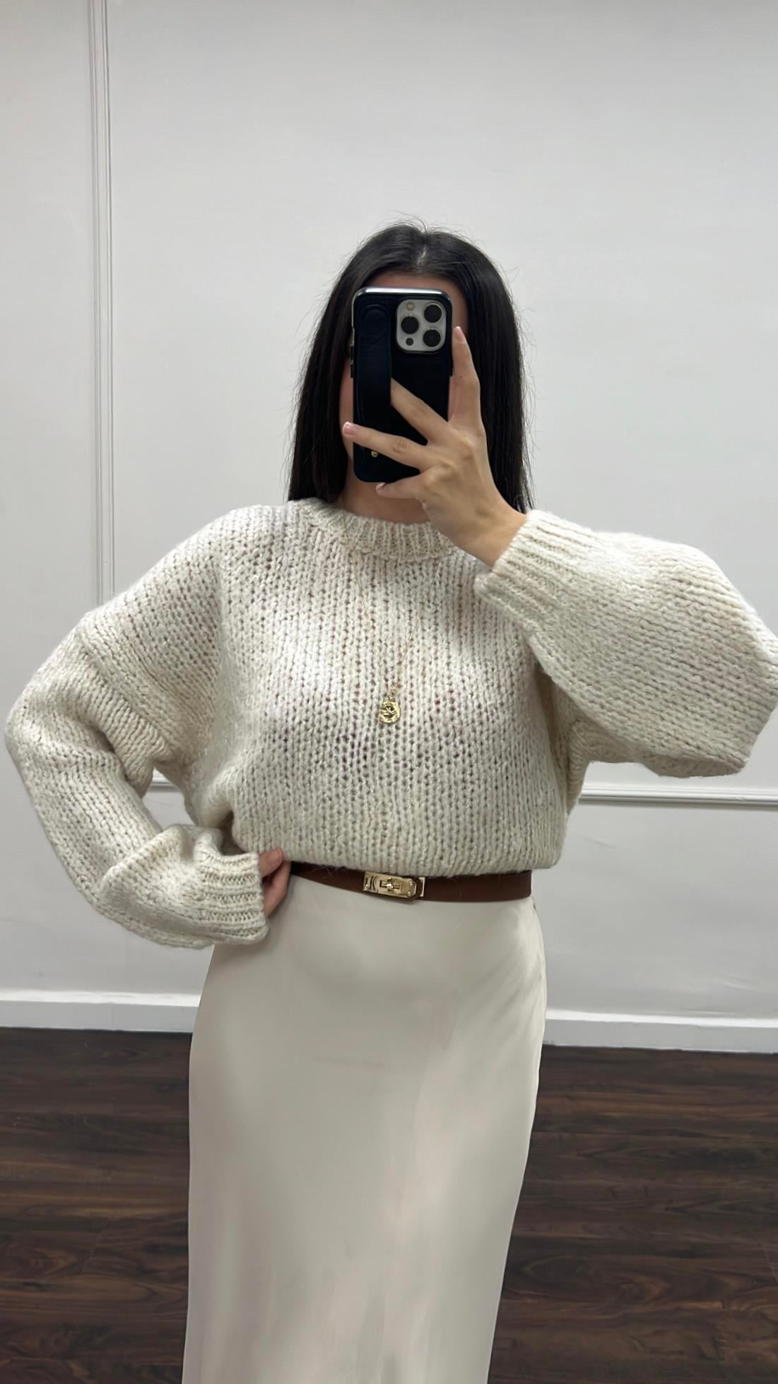 Bej Triko Örme Kazak