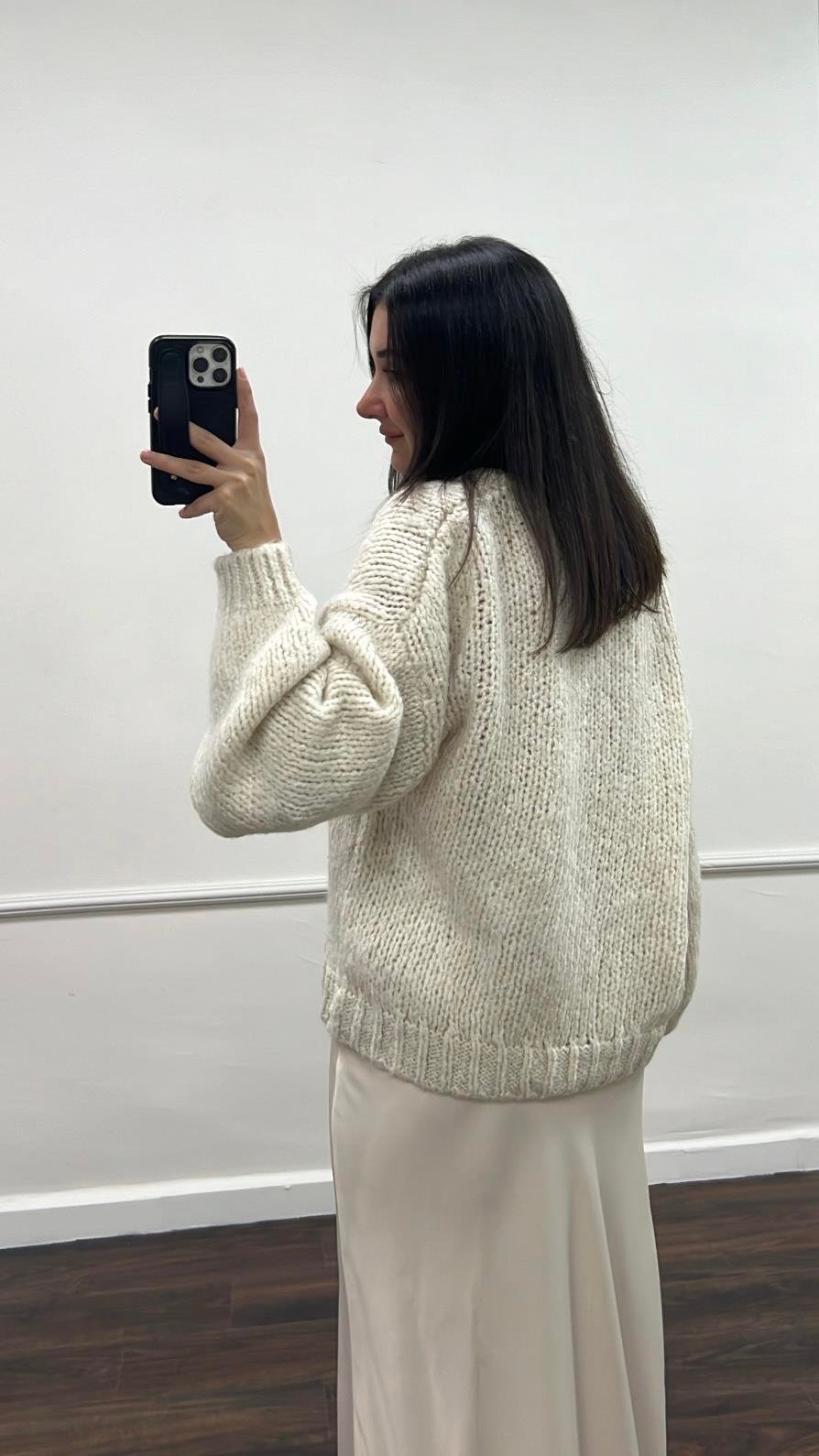 Bej Triko Örme Kazak