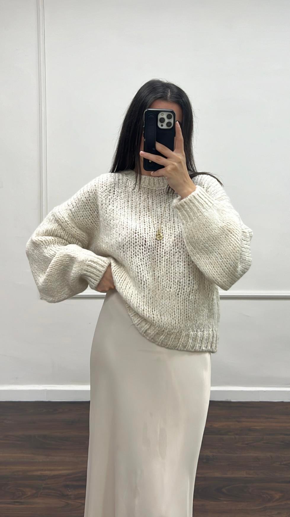 Bej Triko Örme Kazak