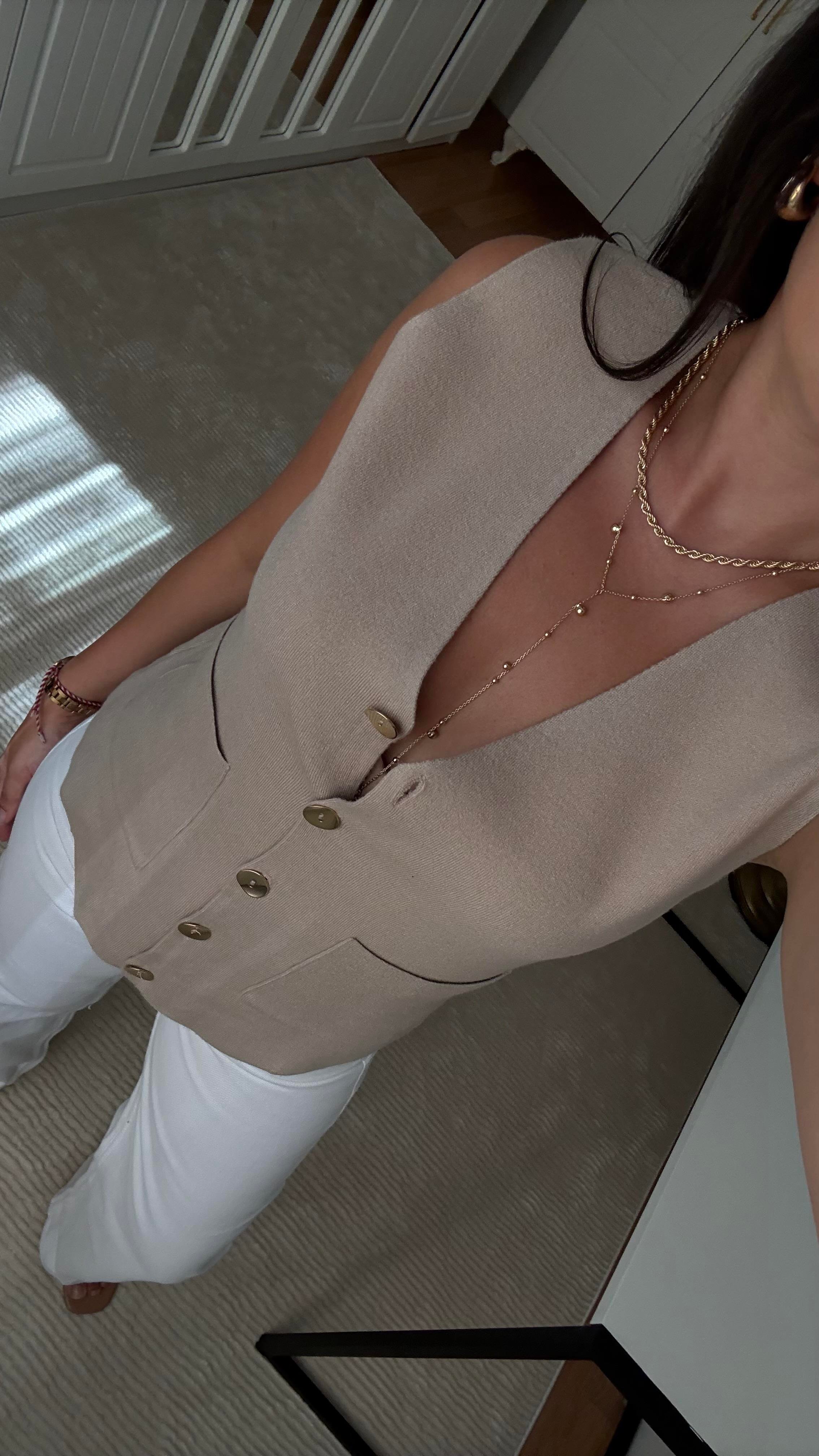 Bej V Yaka Triko Yelek