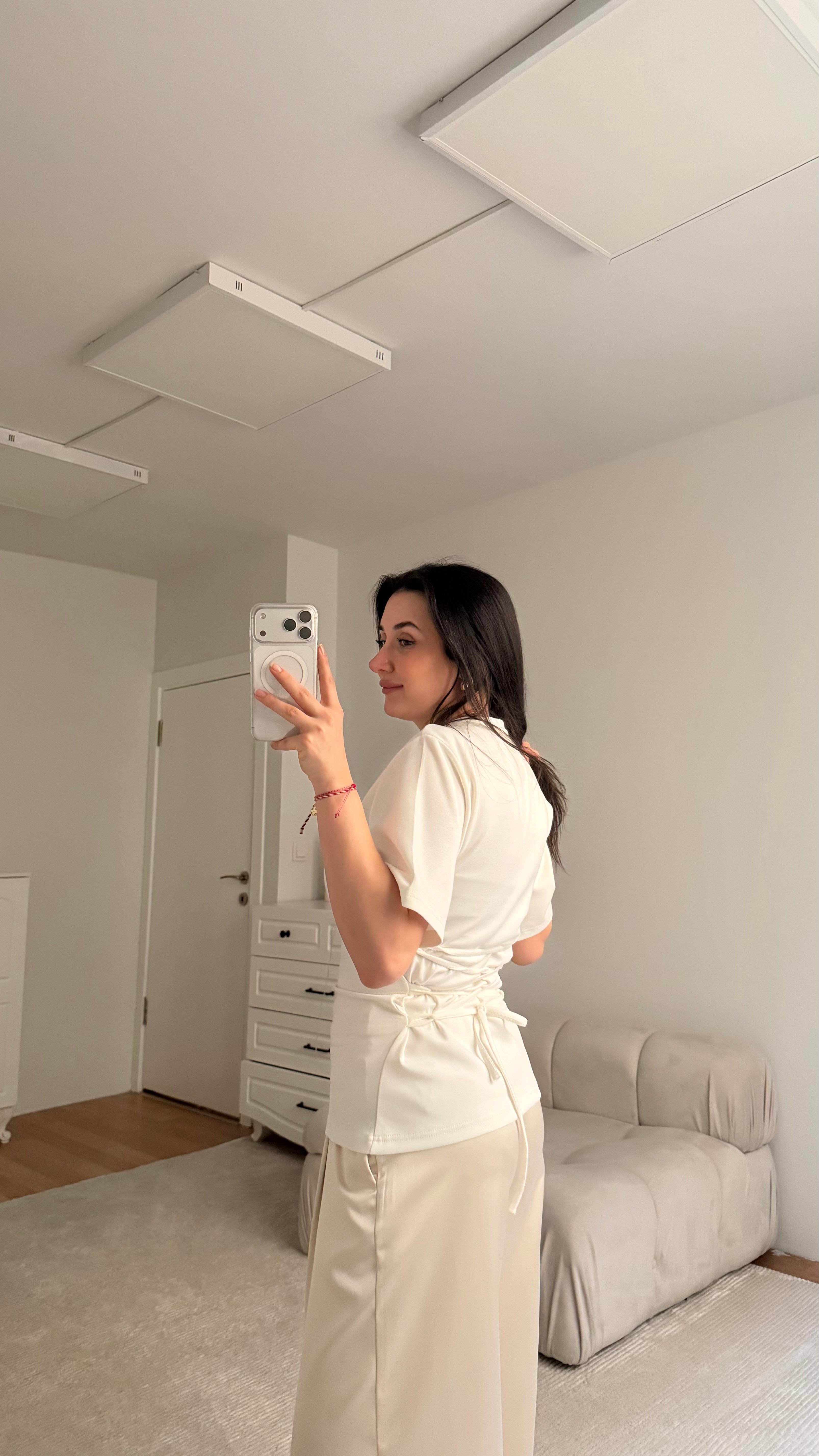 Beyaz Basic Bisiklet Yaka Belden Bağlamalı Bluz 