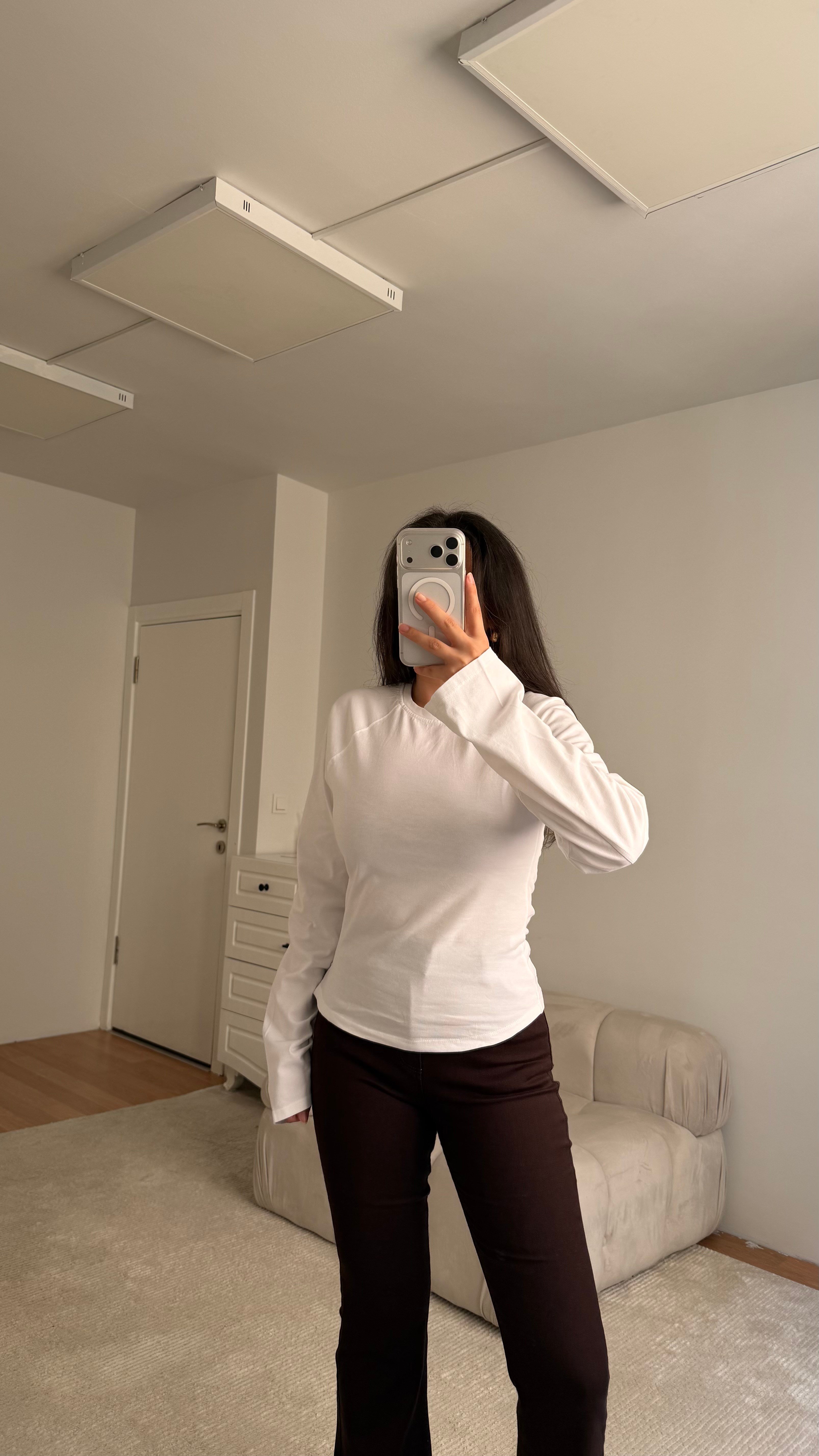Beyaz Bisiklet Yaka Fermuarlı Dar Kesim Bluz