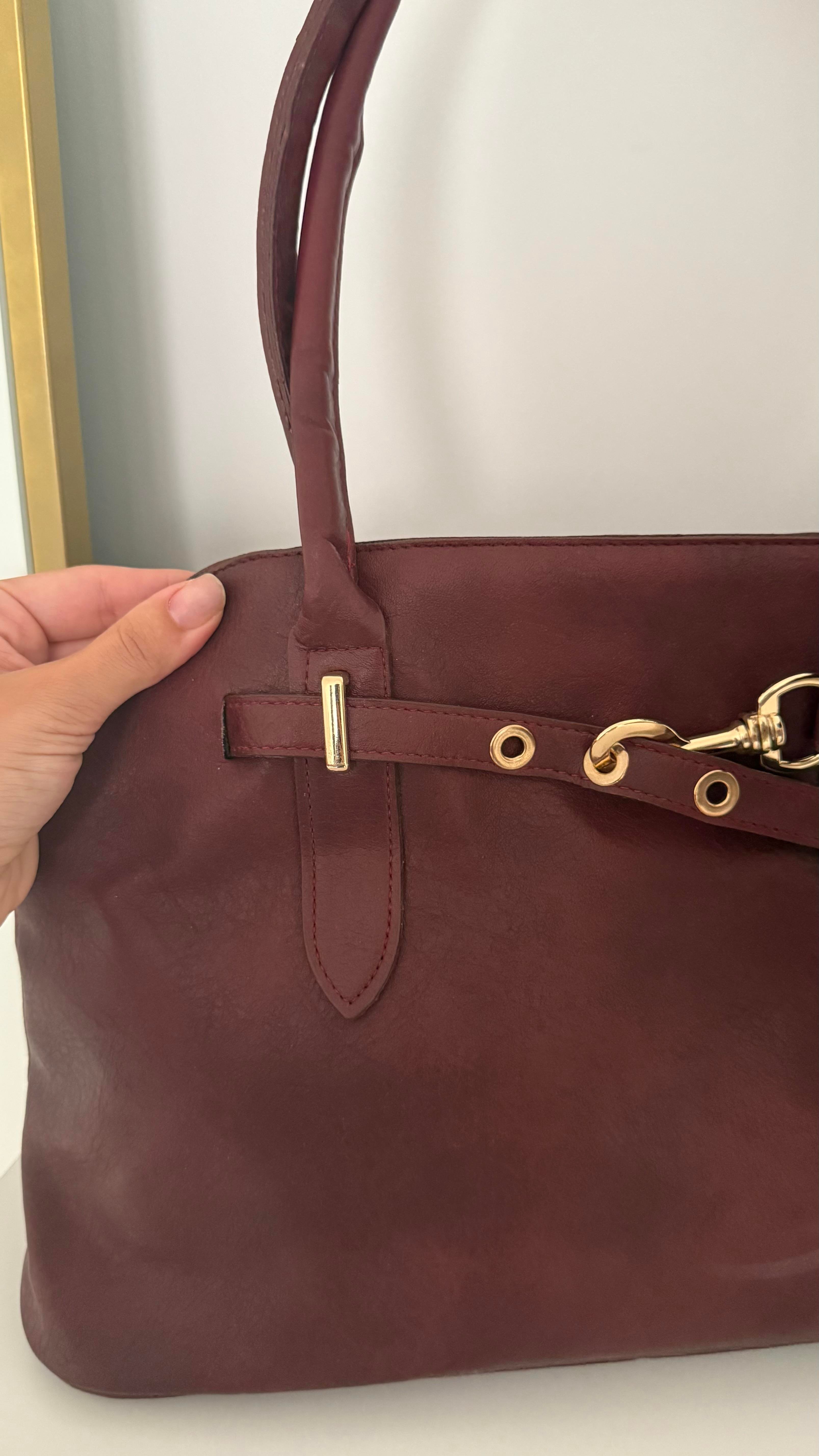 Bordo Suni Deri Zincir Detaylı Çanta