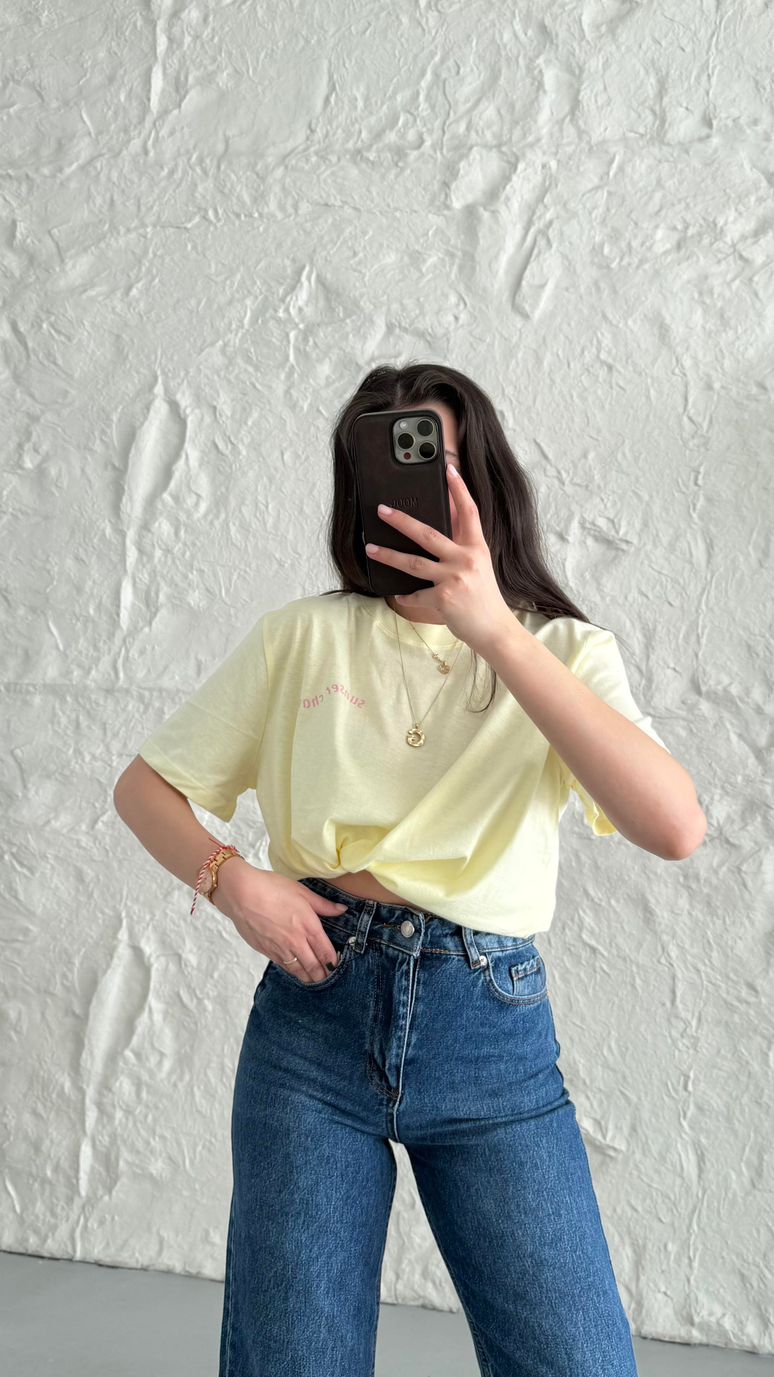 Butter Yellow Basıc Tişört 