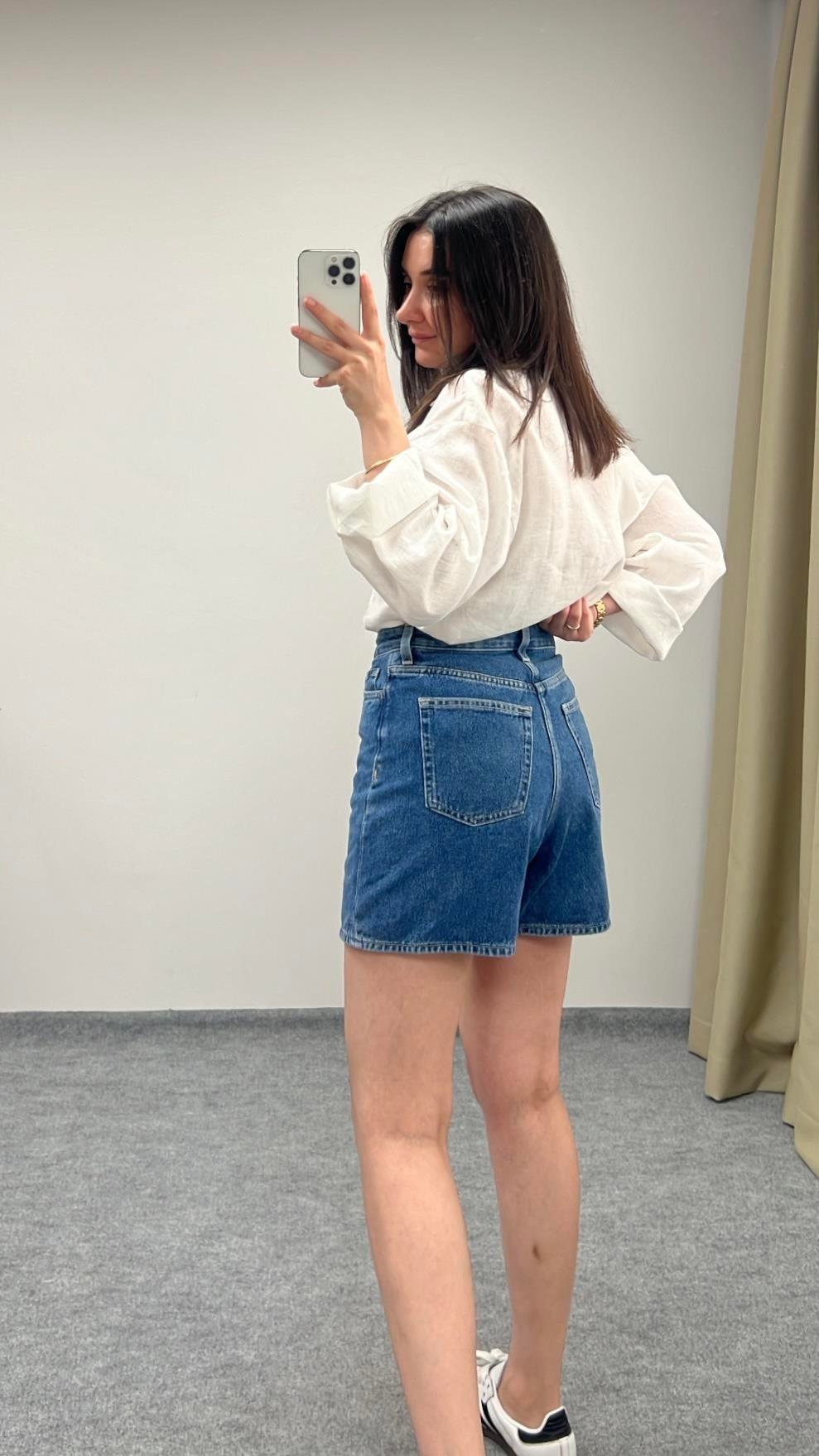 Cas Koyu Denim Mom Şort