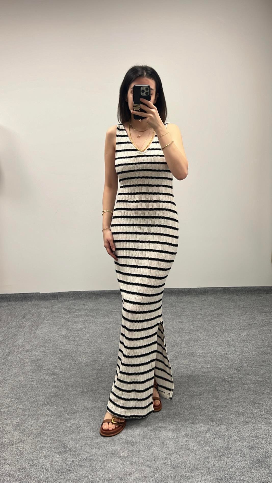 ÇİZGİLİ TRİKO ÖRME ELBİSE