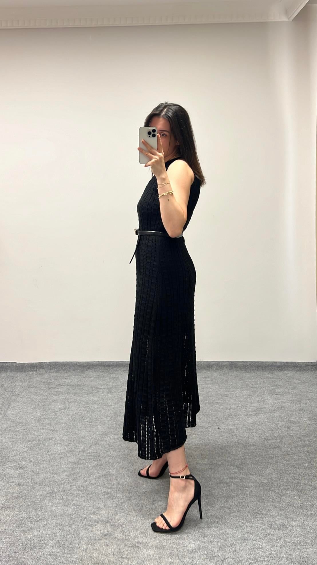 Diva Siyah Triko Elbise