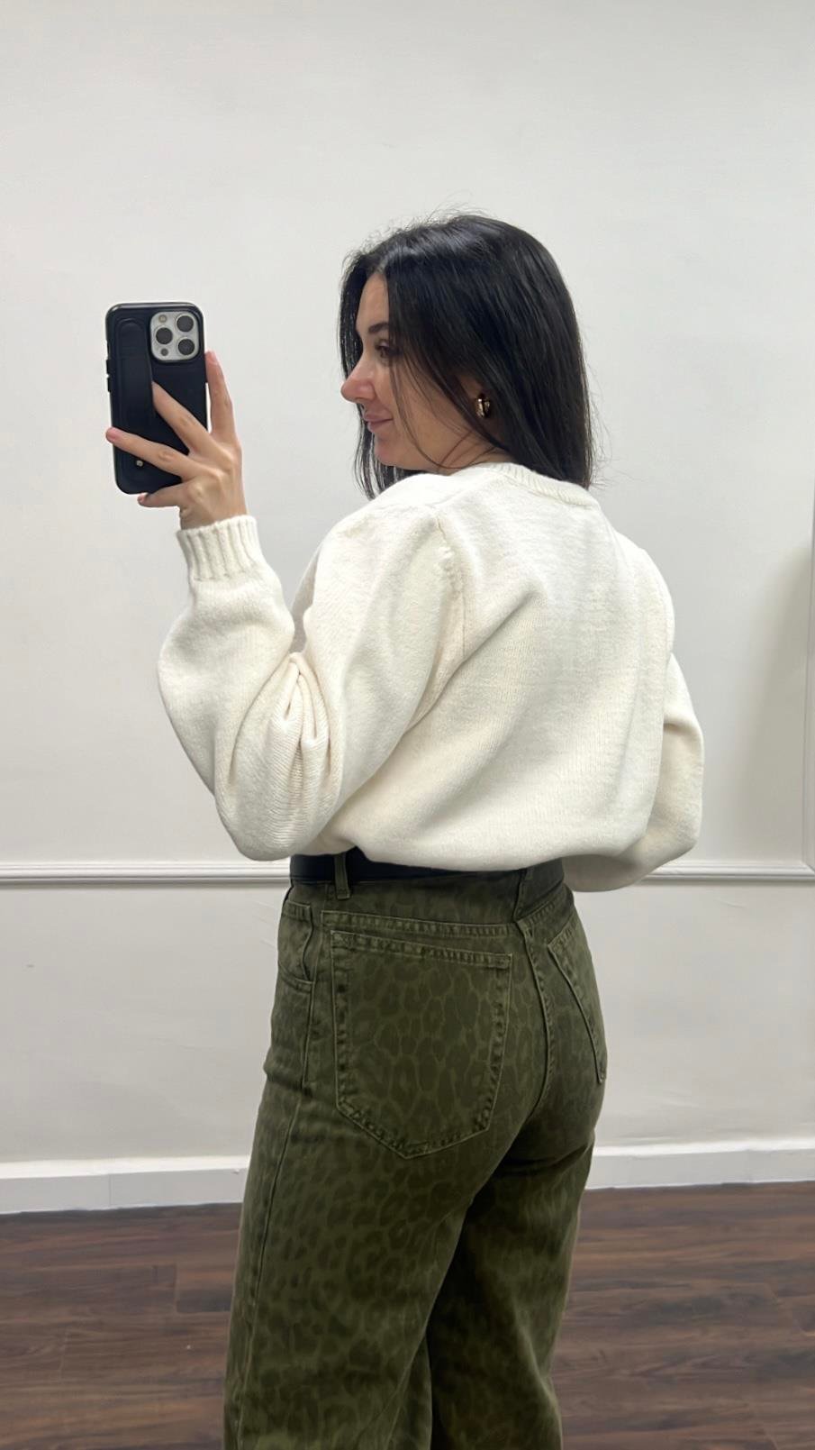 Ekru Mini Düğme Detaylı Basıc Hırka