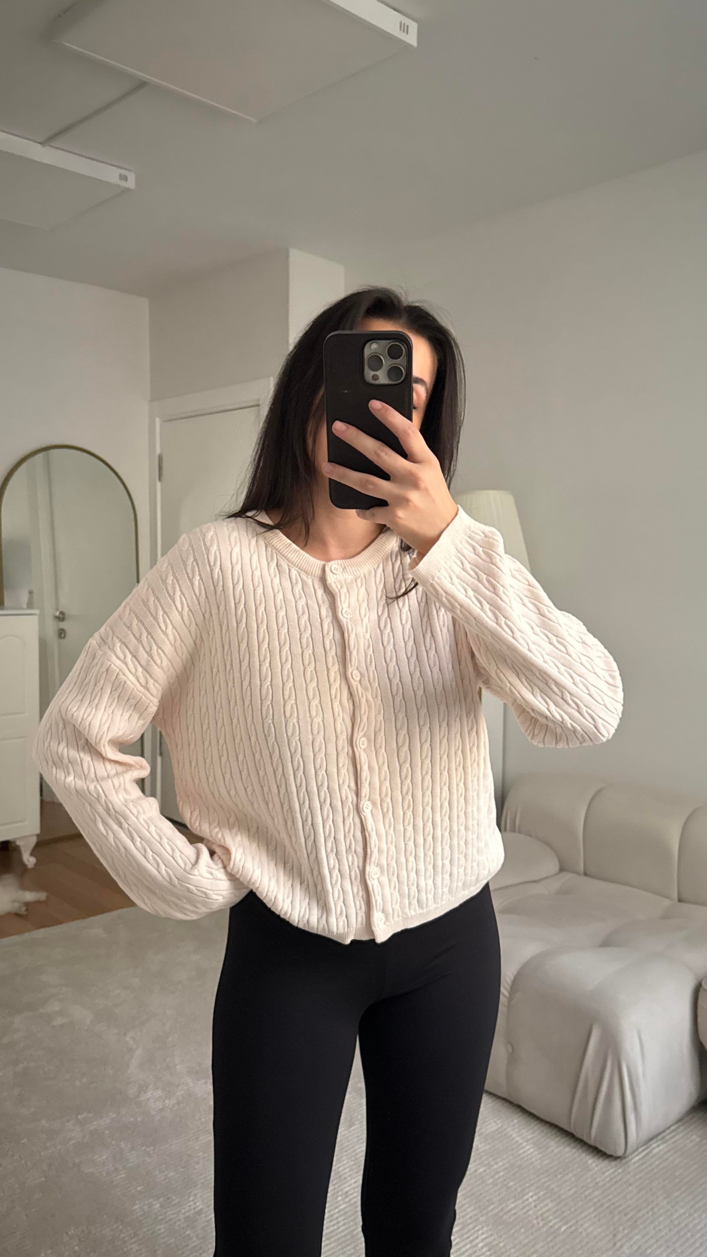 Ekru Saç Örme Premium Hırka