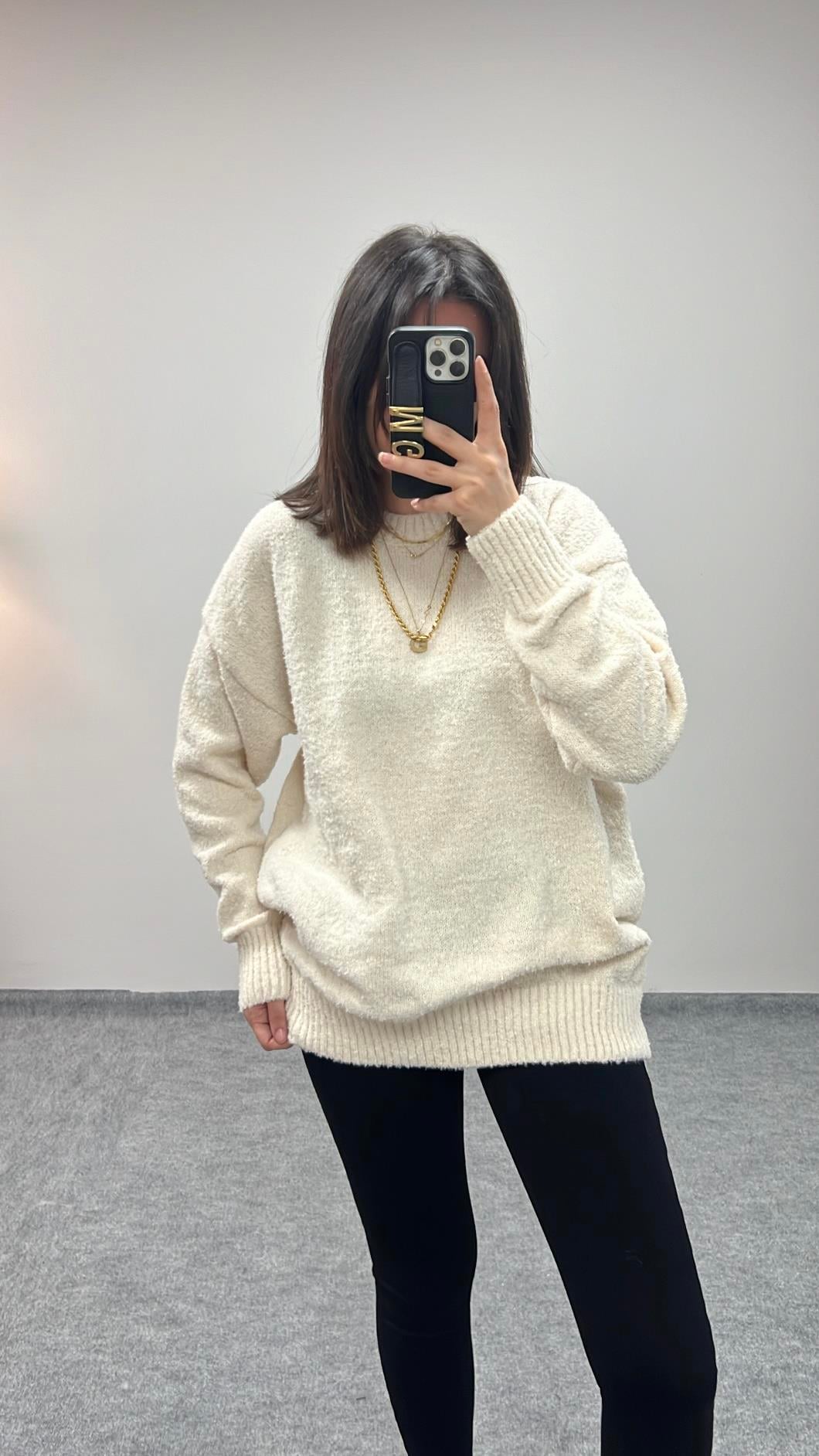 EKRU YÜNLÜ OVERSİZE KAZAK