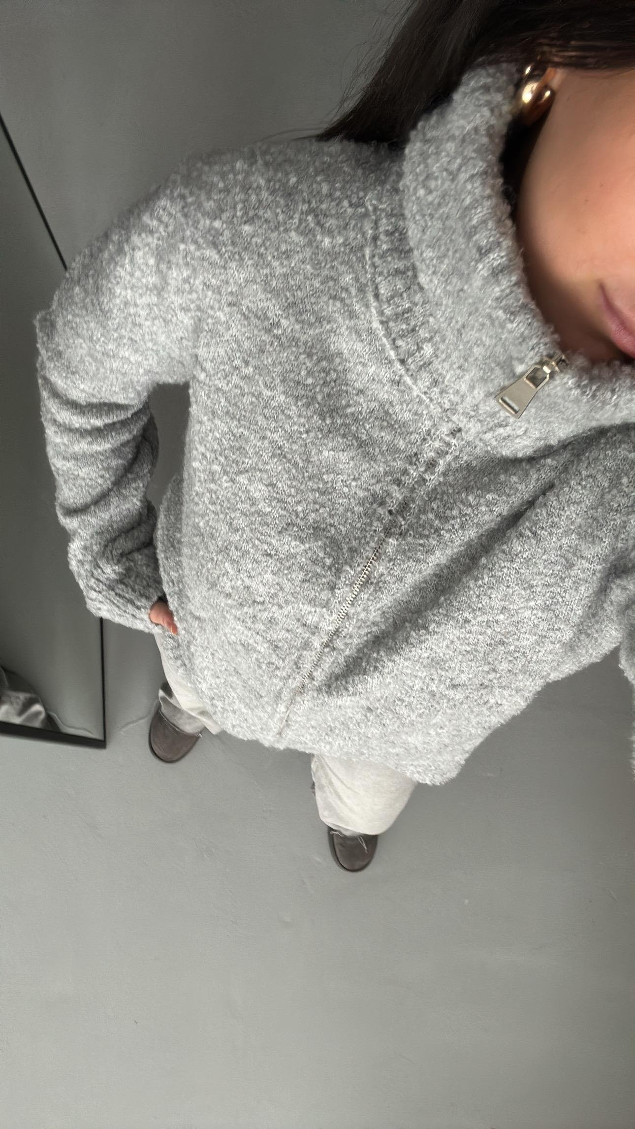 Gri Dik Yaka Dokulu Örme Triko Hırka