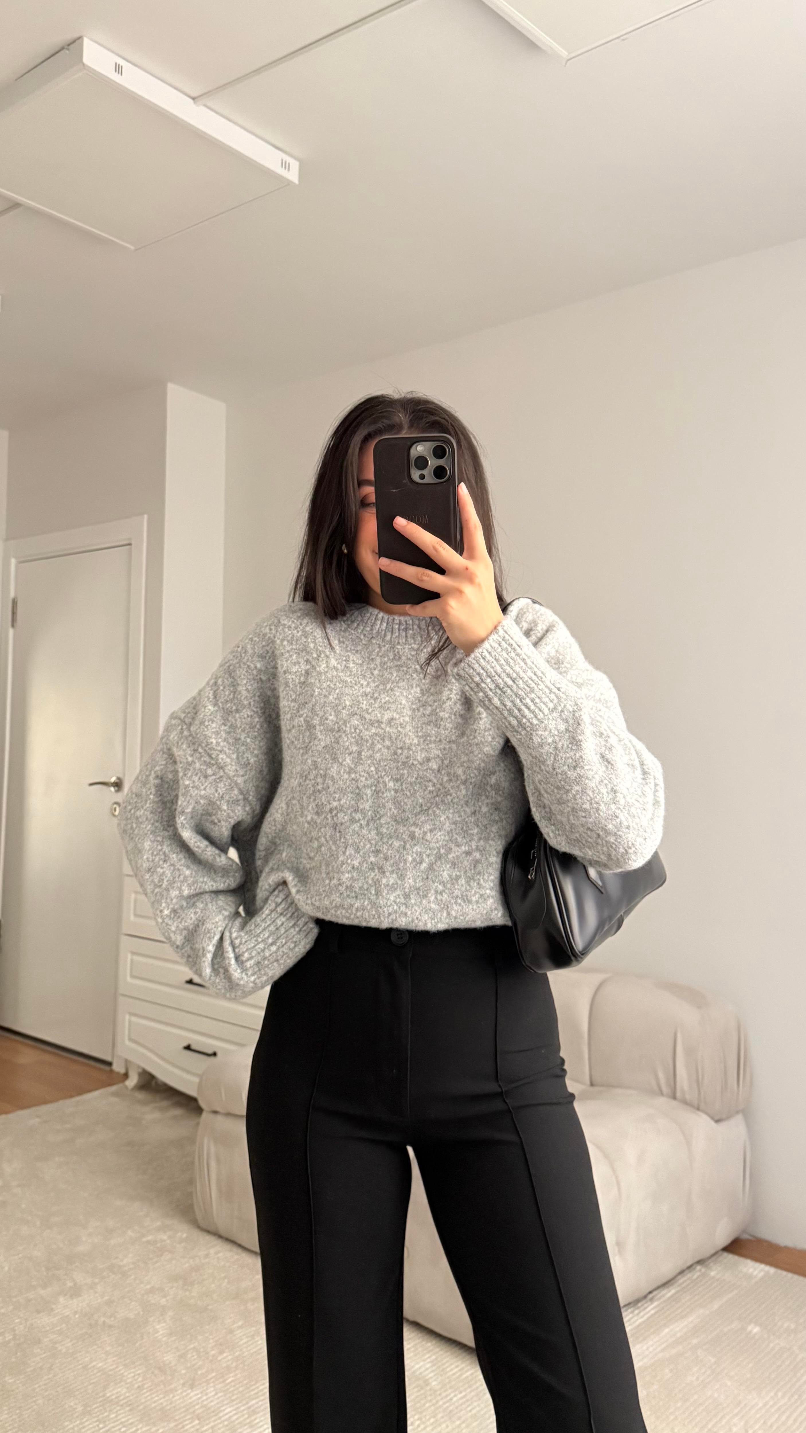 Gri Oversize Basıc Kazak