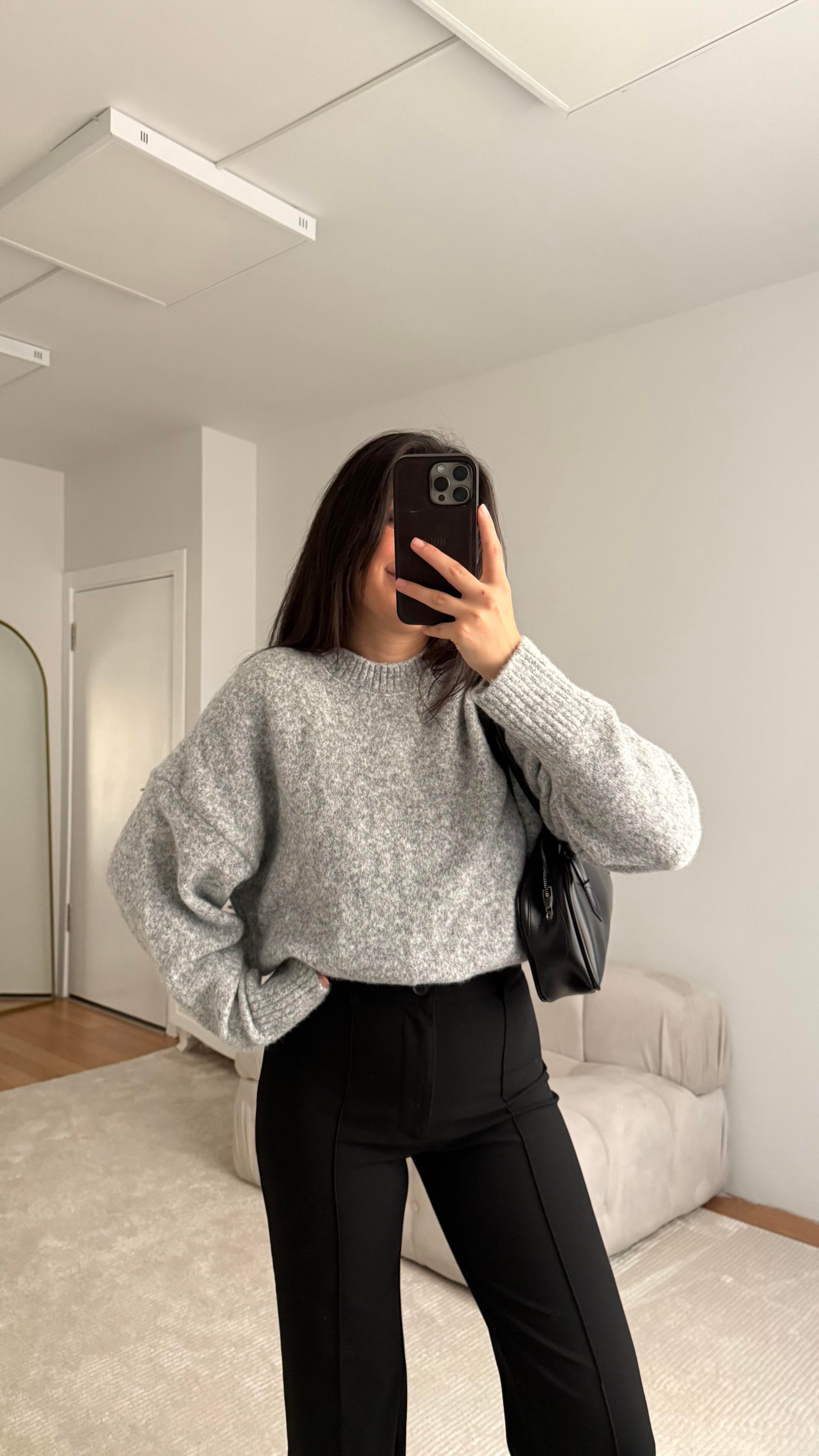 Gri Oversize Basıc Kazak