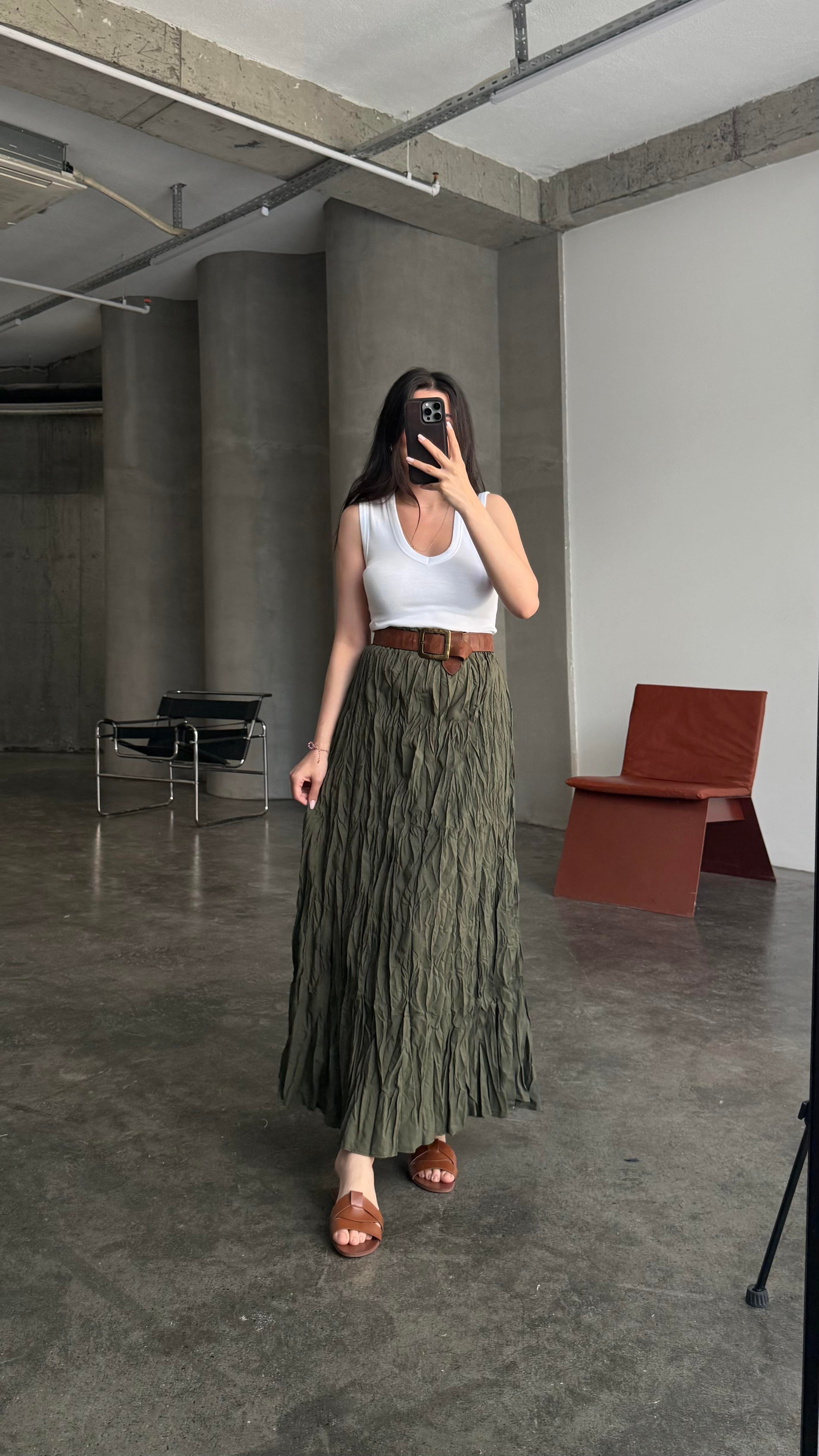 Haki Crush Kırışık Efektli Midi Etek