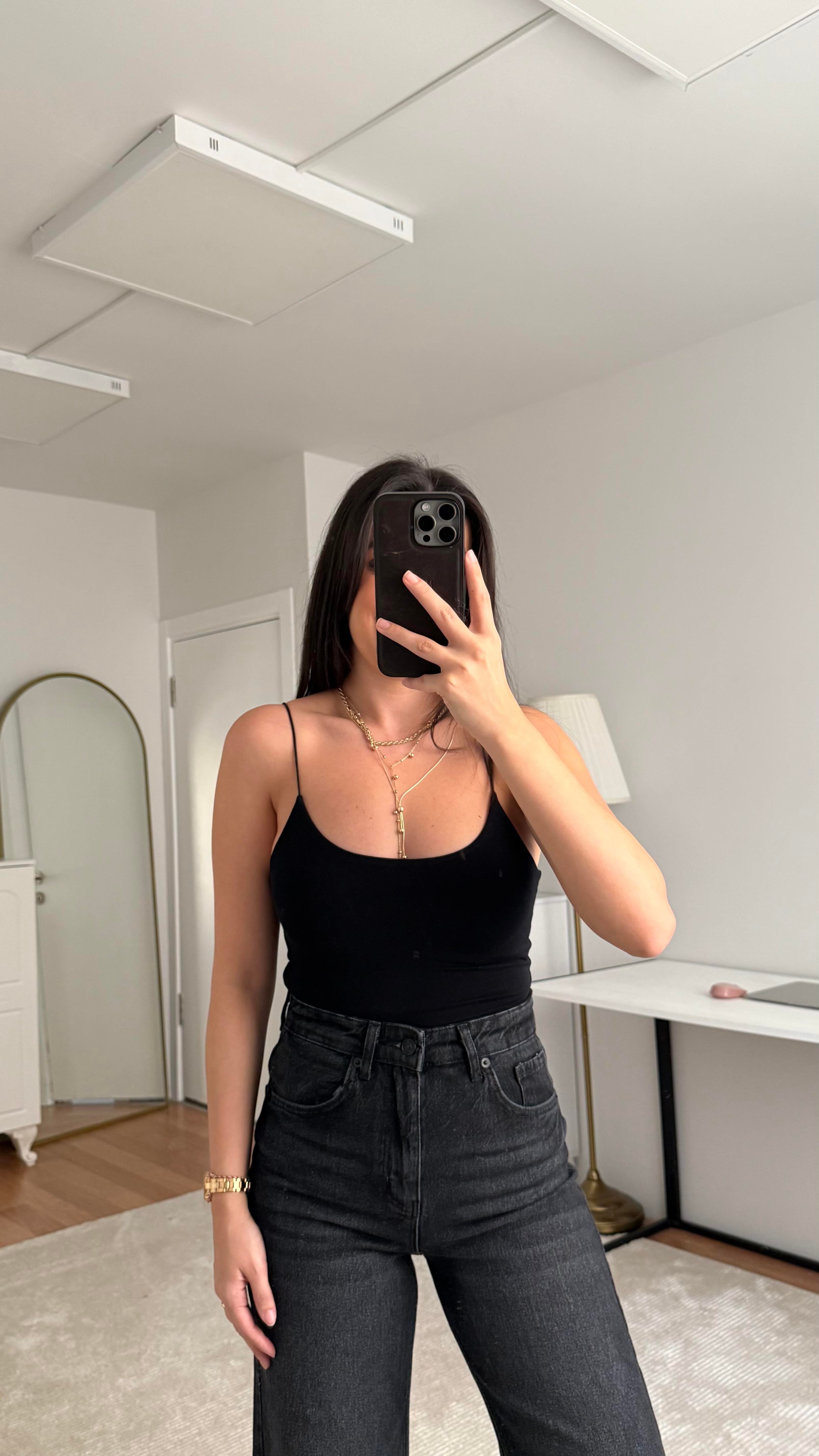 İp Askılı Siyah Bodysuit