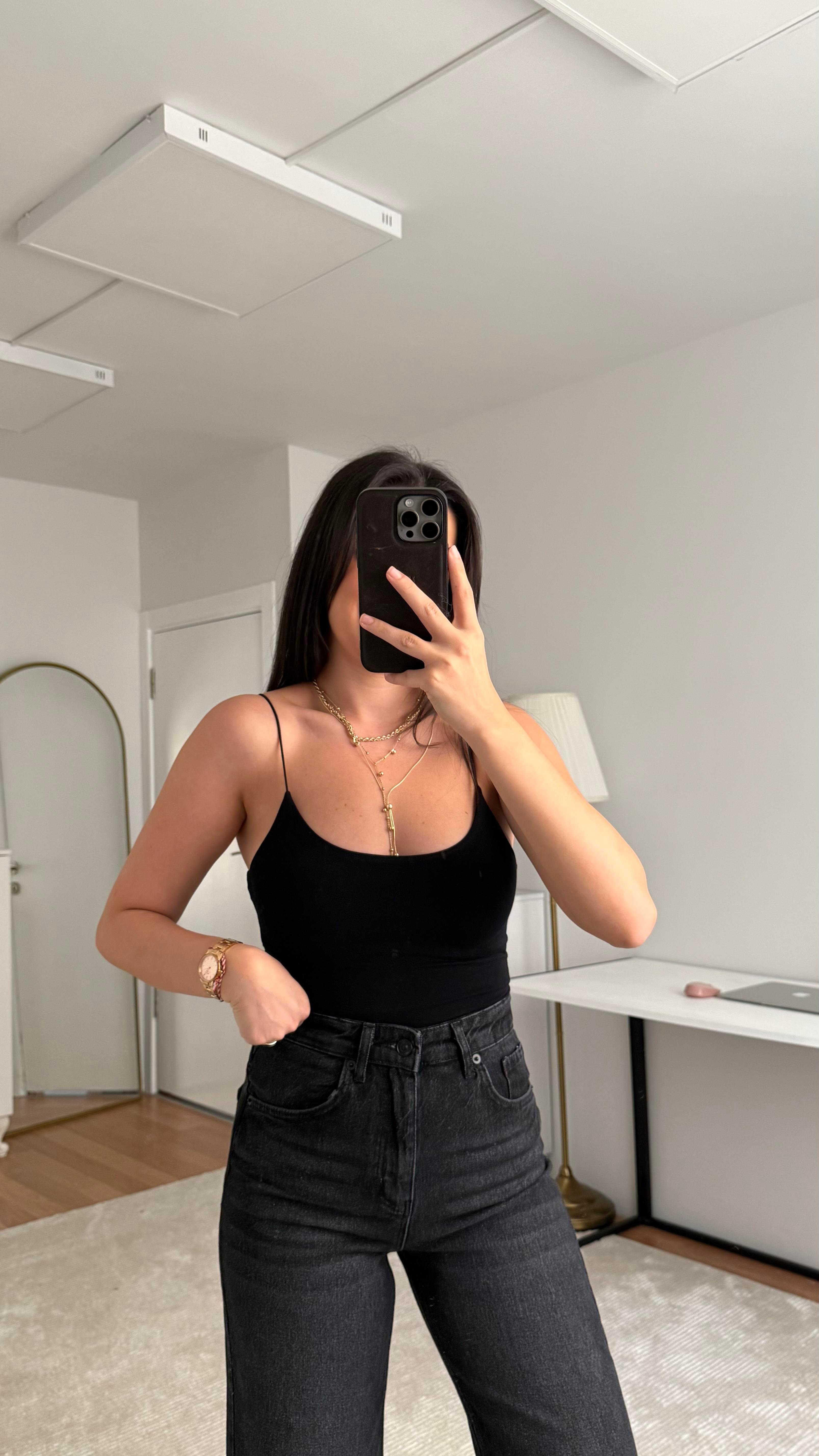 İp Askılı Siyah Bodysuit