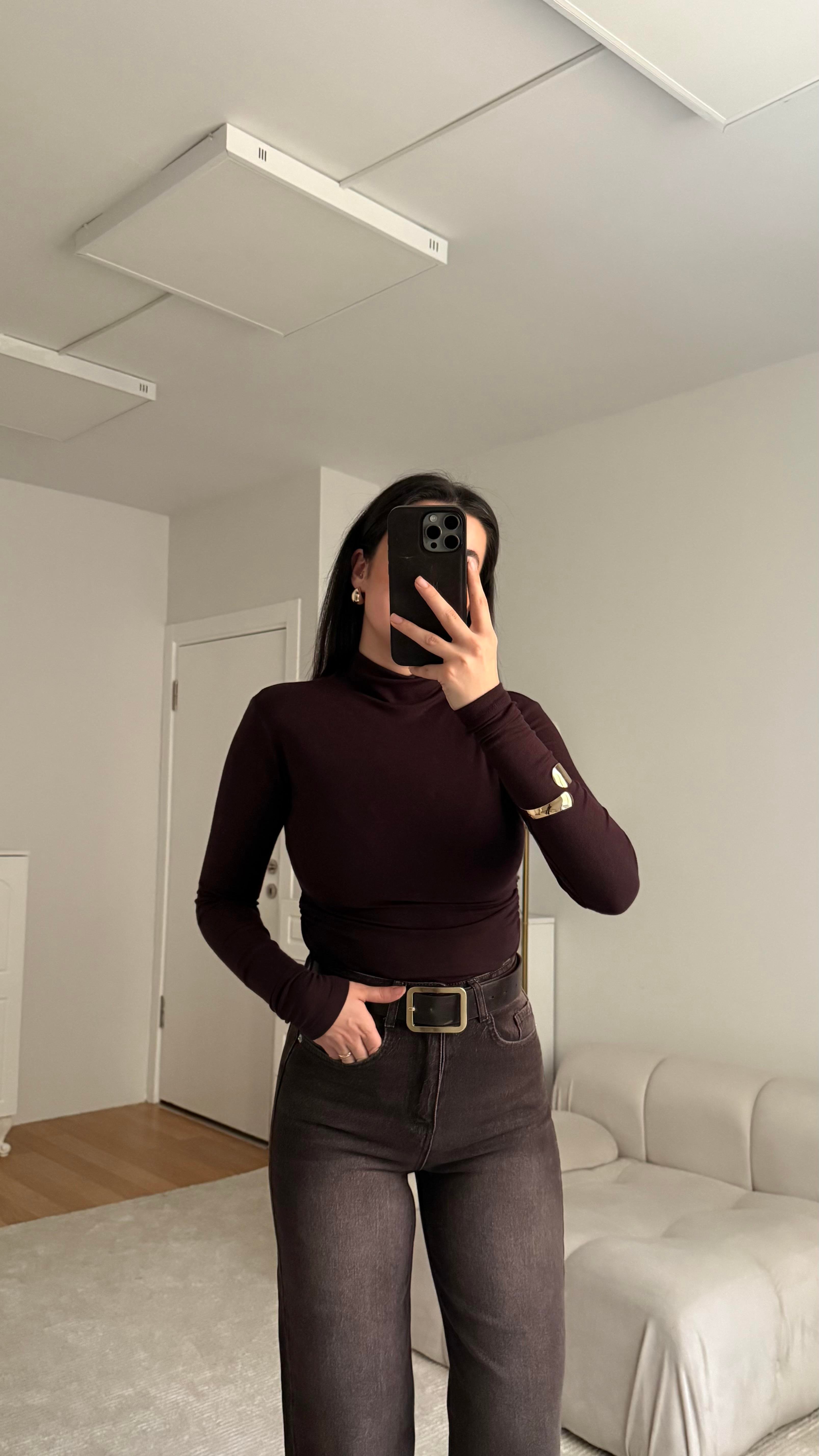 Kahve Dik Yaka Drapeli Bluz