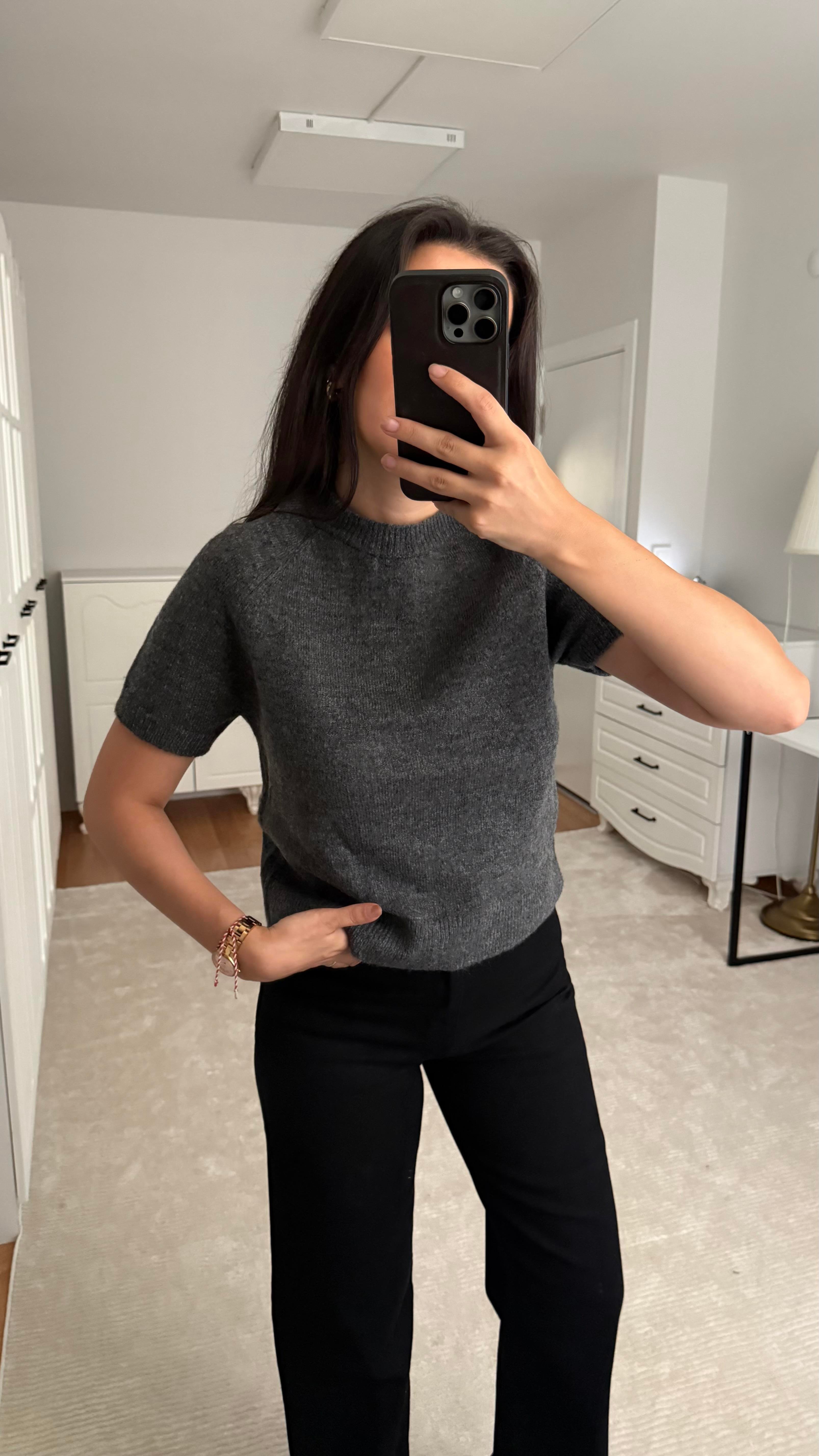 Kısa Kol Gri Örme Triko