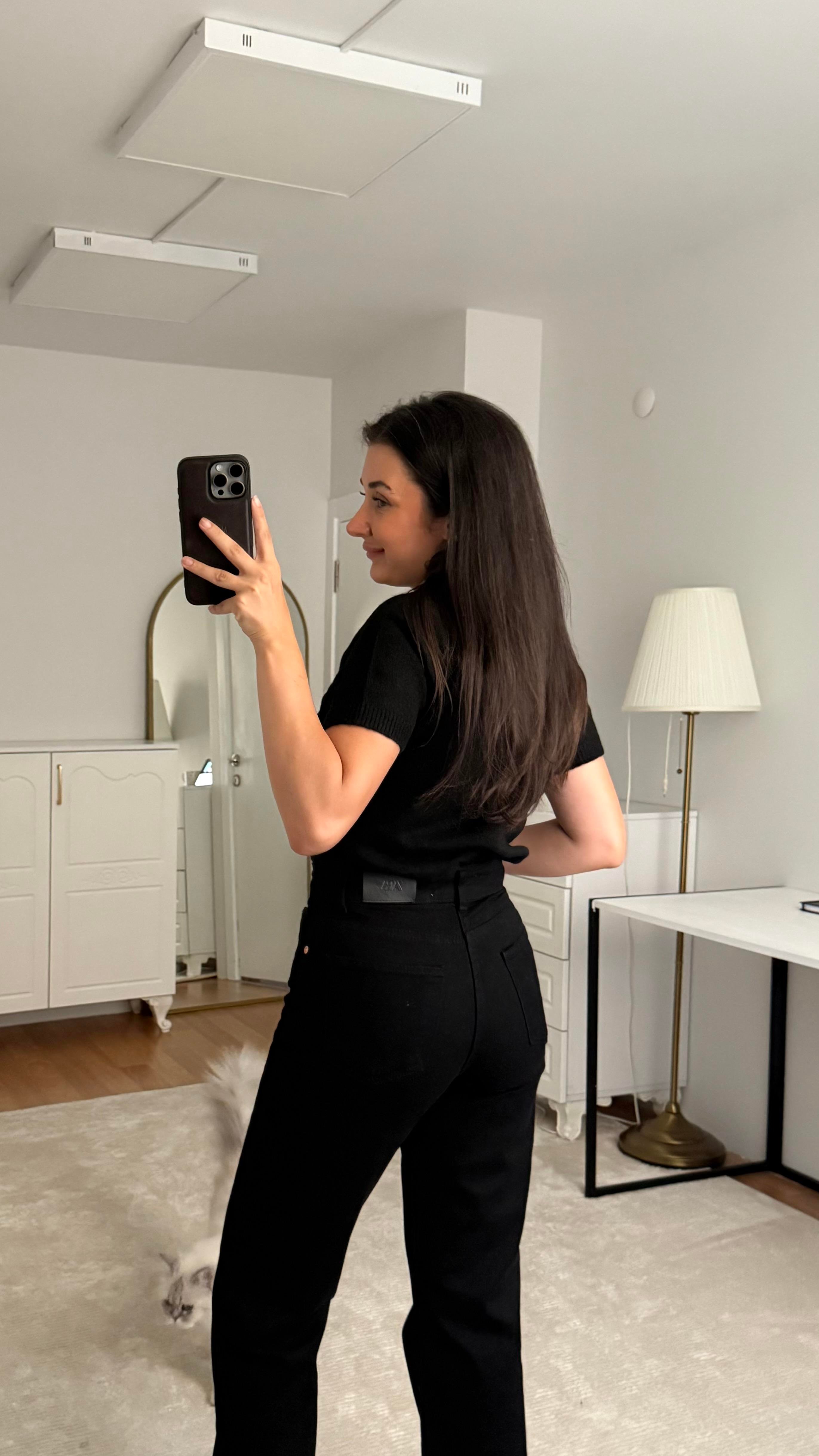 Kısa Kol Siyah Örme Triko