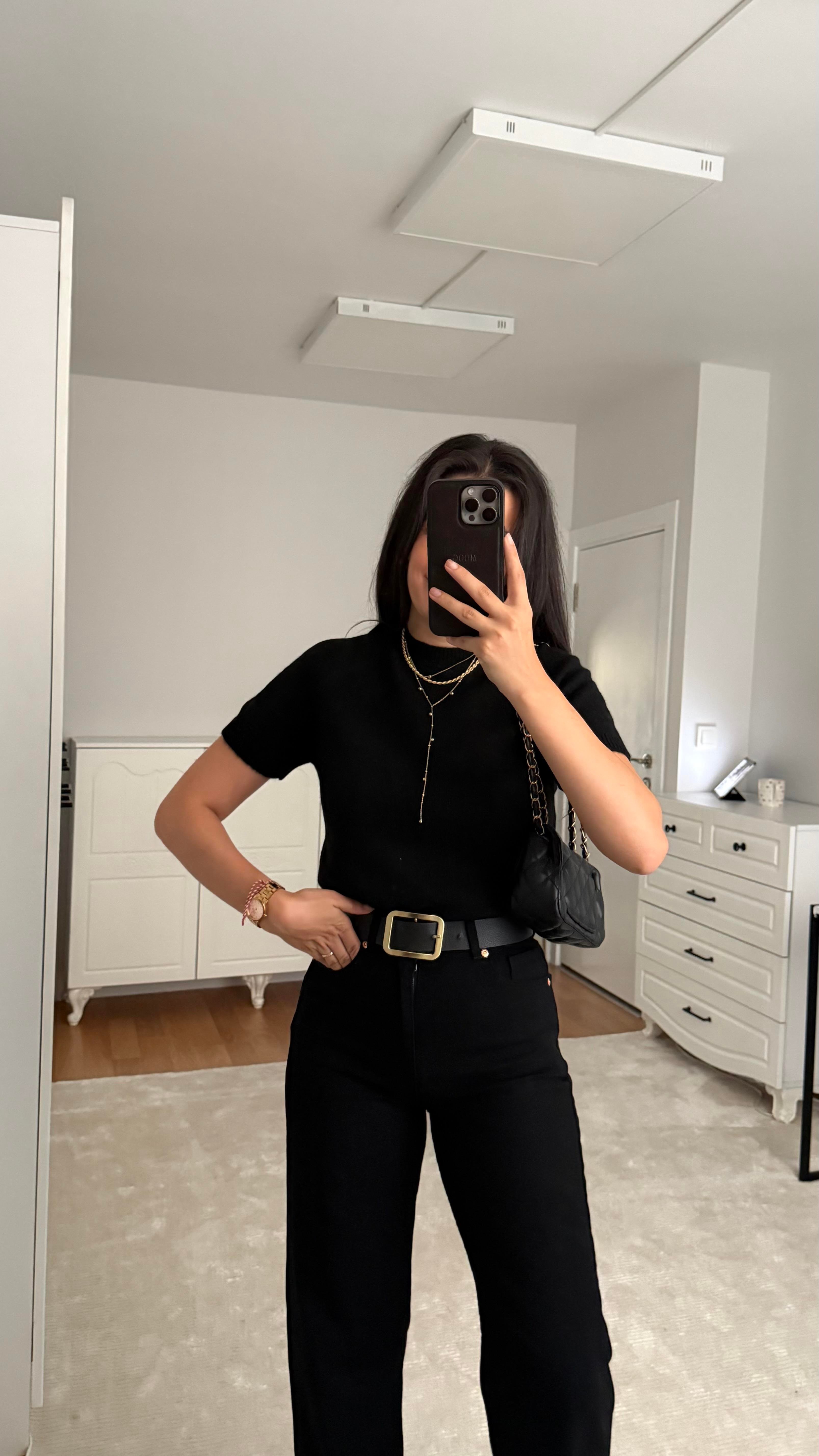 Kısa Kol Siyah Örme Triko