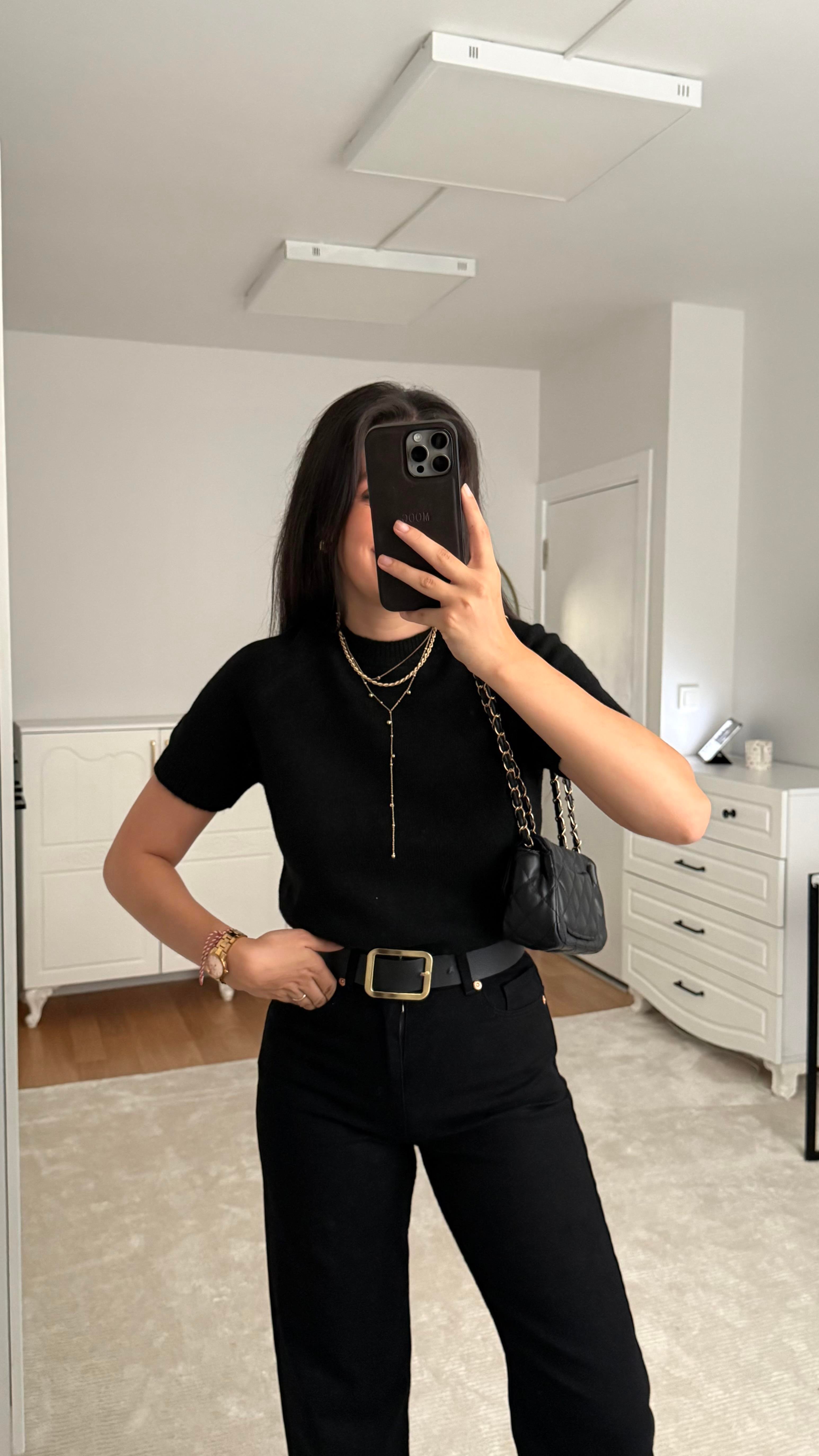 Kısa Kol Siyah Örme Triko