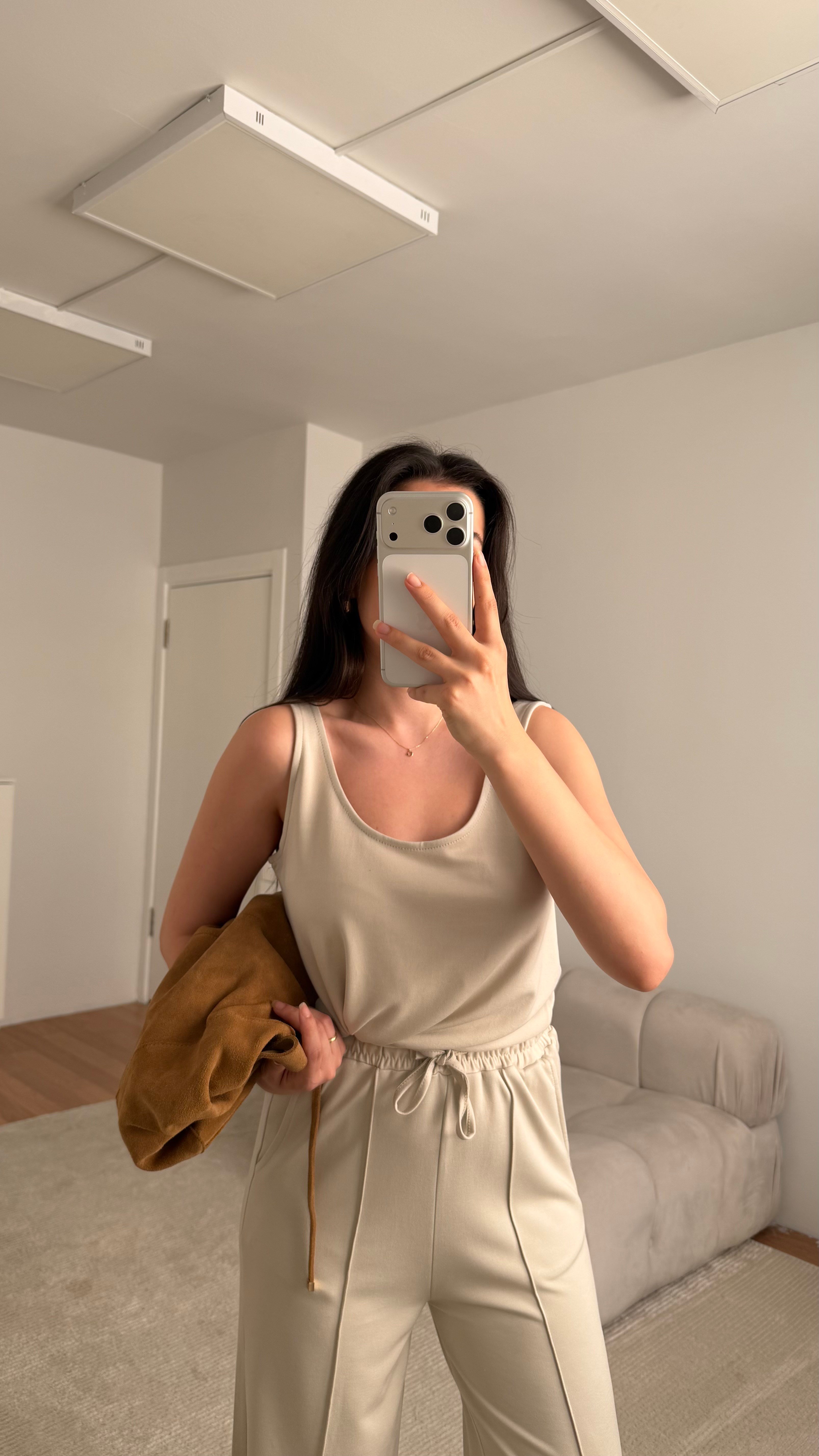Lav Ekru Basic Atlet Takım