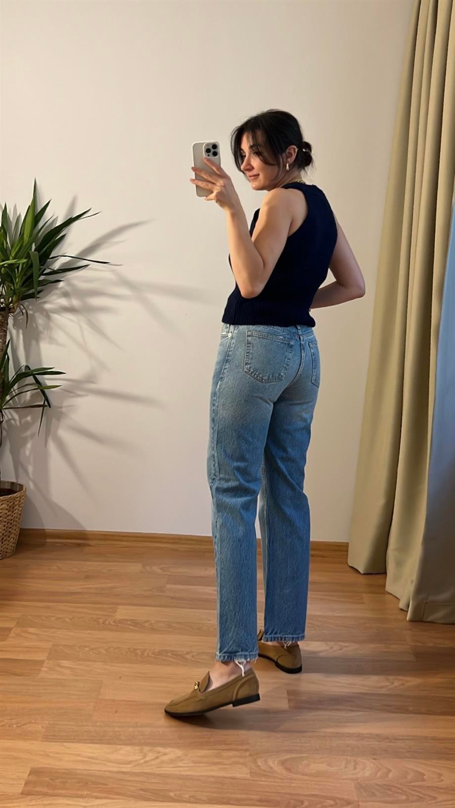 LIME'S ORTA BEL STRAIGHT JEAN