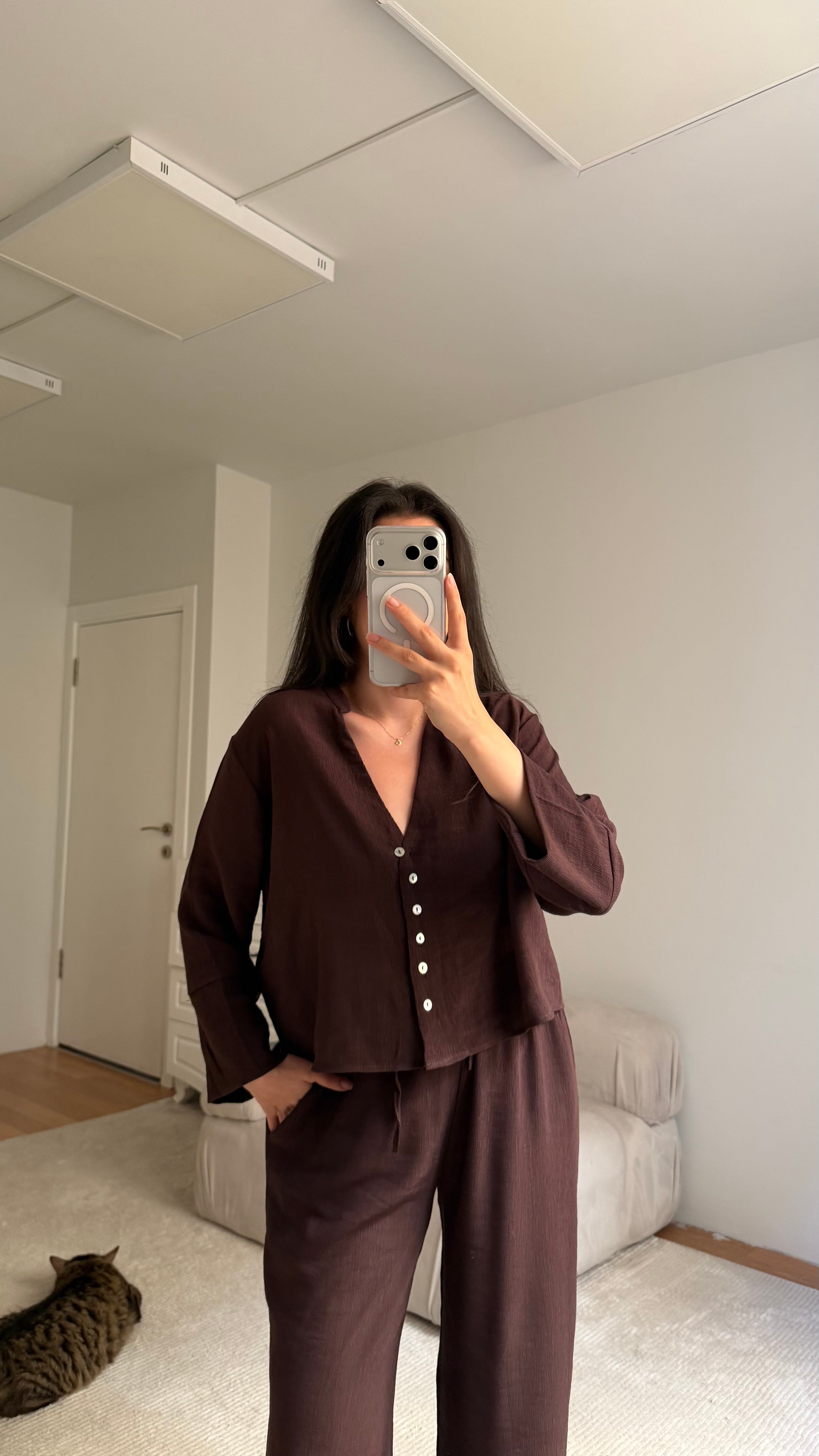 Mad Acı Kahve Keten V Yaka Gömlek Takım