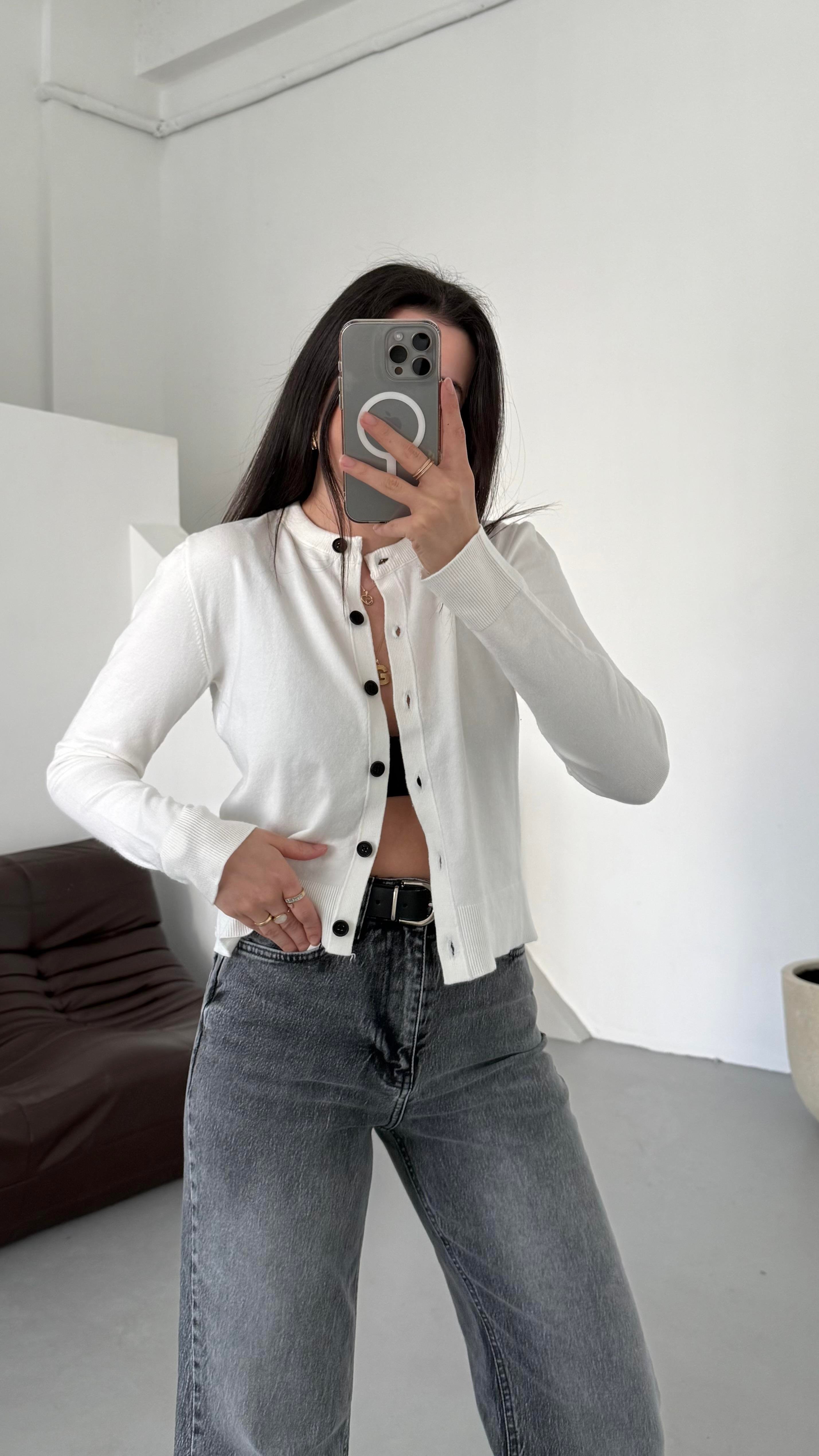 Mad Beyaz Dokulu Basıc Triko Hırka