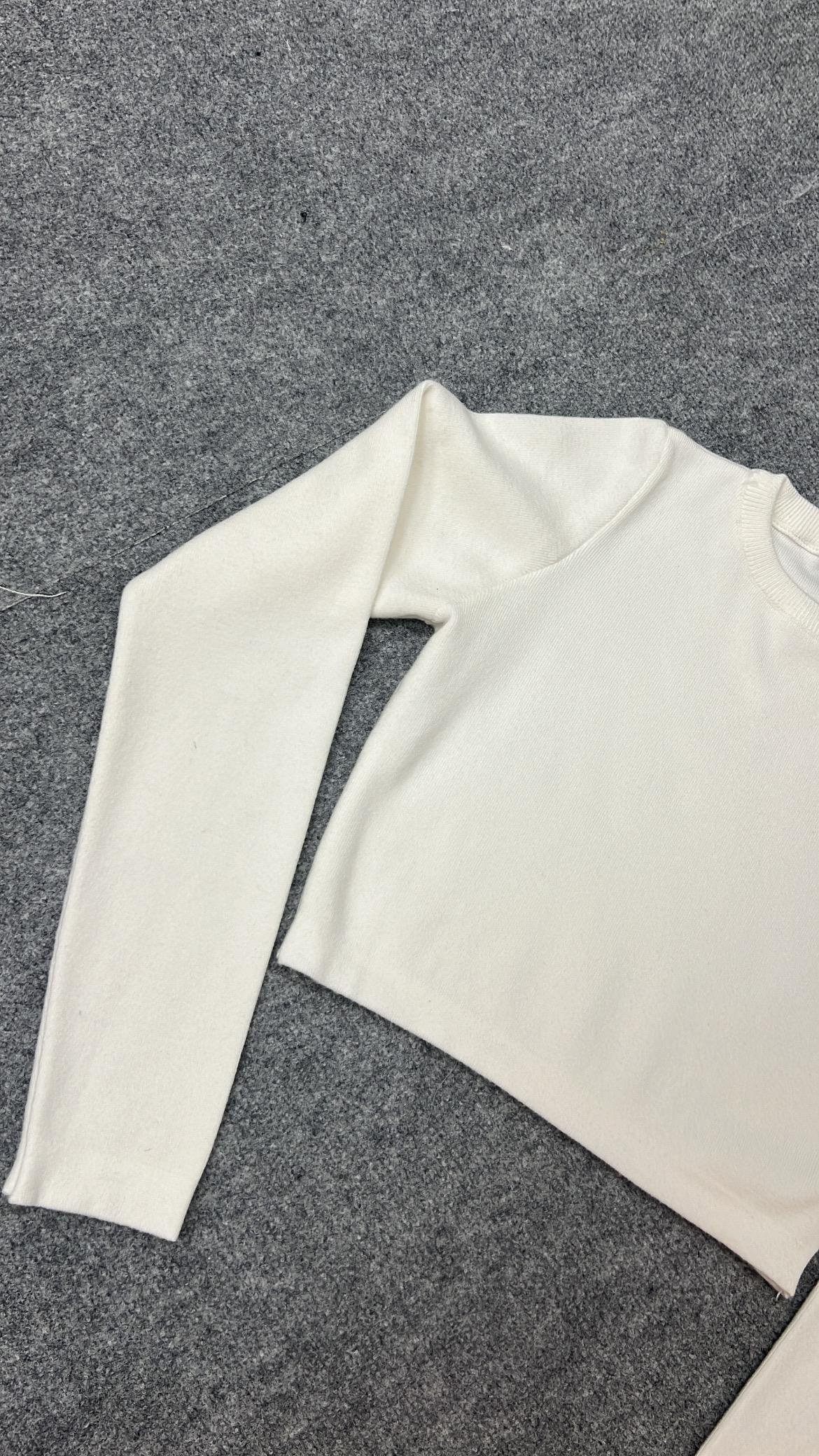 MAD BEYAZ SIK ÖRME CROP TRİKO