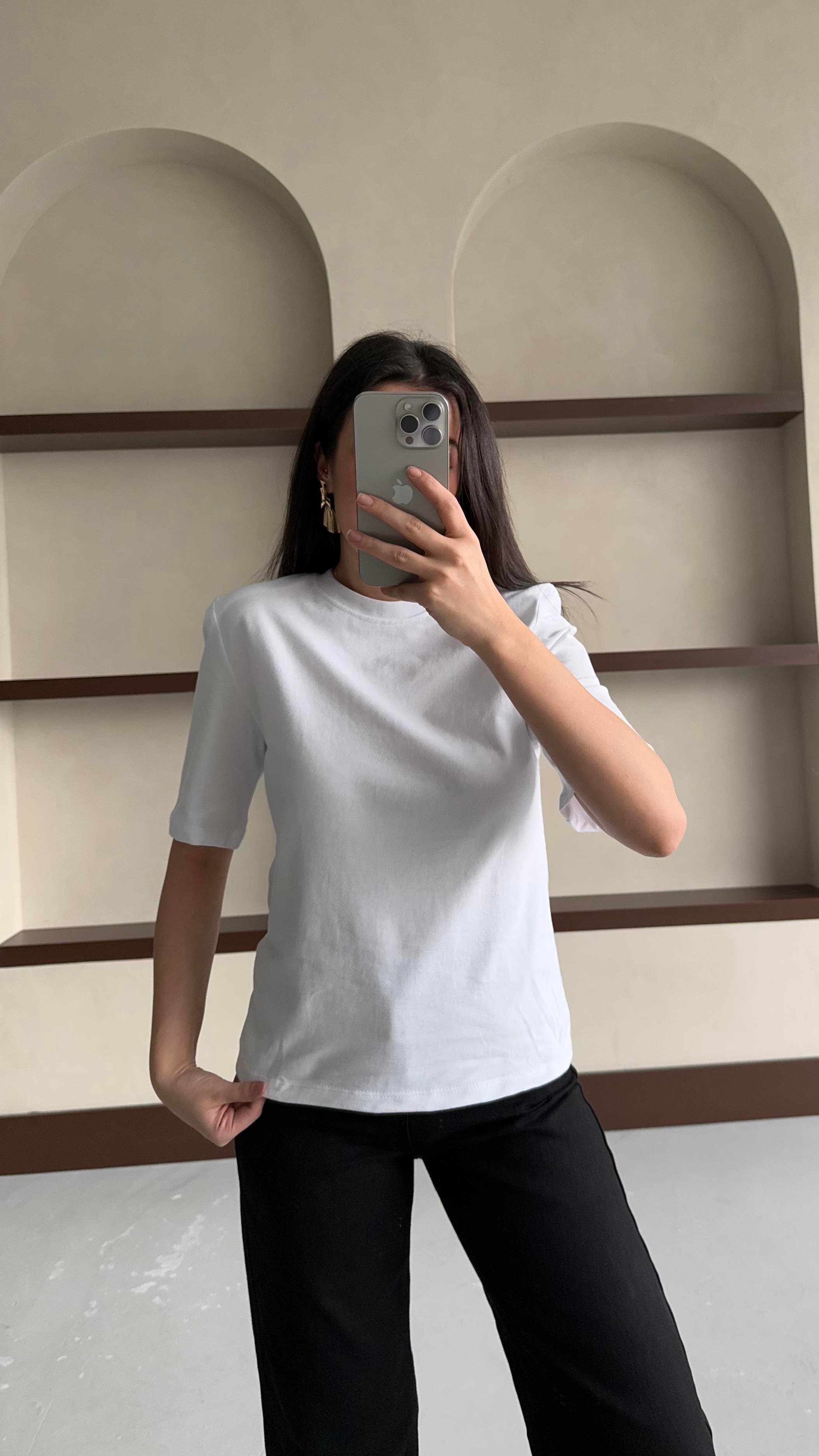 Mad Beyaz Vatkalı Basıc Tişört