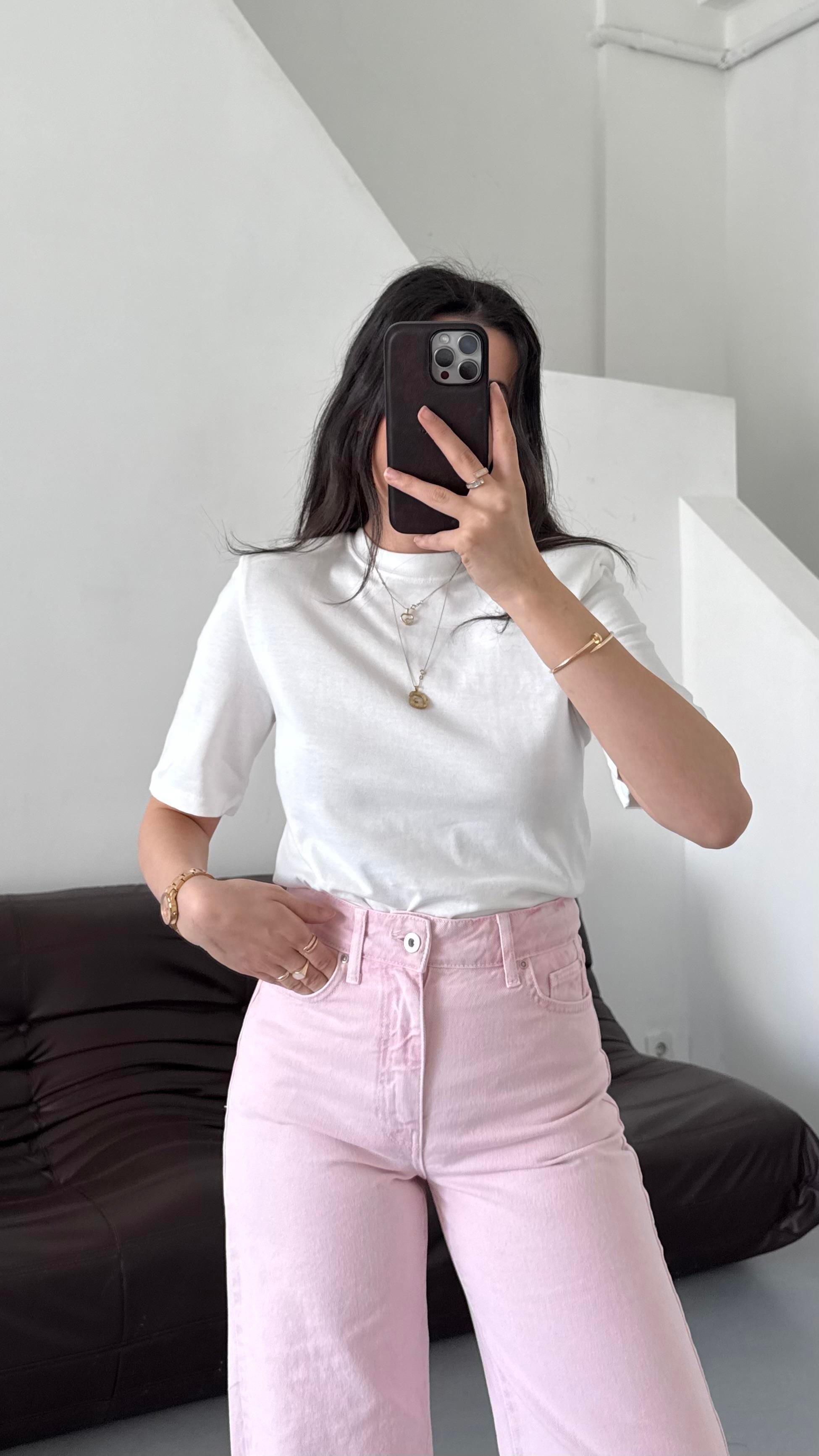 Mad Beyaz Vatkalı Basıc Tişört