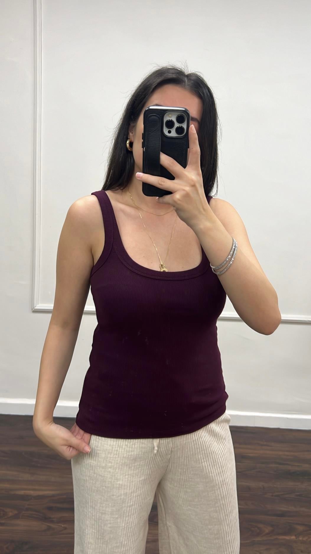 Mad Bordo U Yaka Atlet